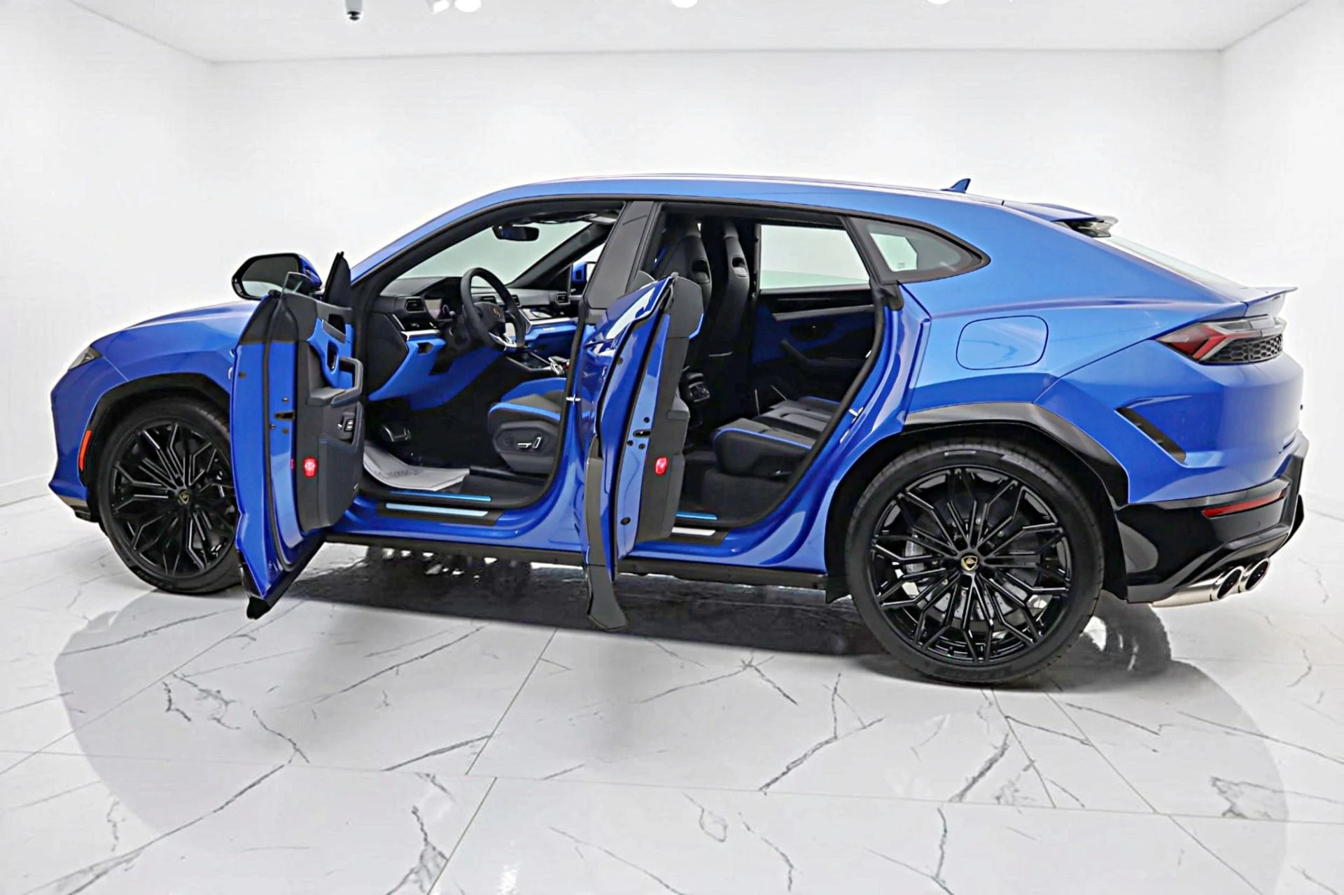 mph004_1640124020_New_2026_Lamborghini_Urus_SE_2b7d29dc0a