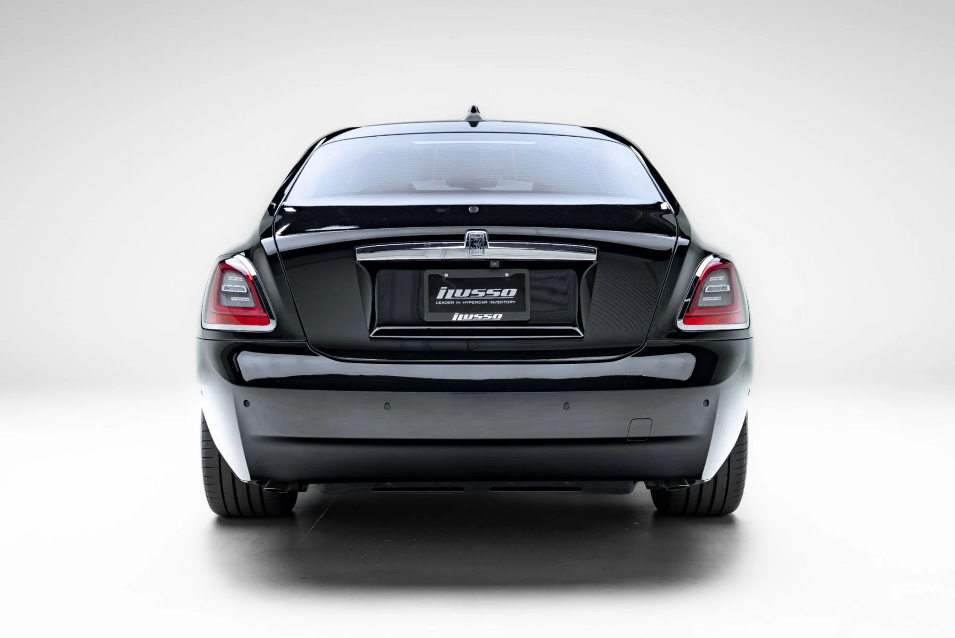 mph004_1650379829_Used_2022_Rolls_Royce_Ghost_1776983451_2baa418b1e