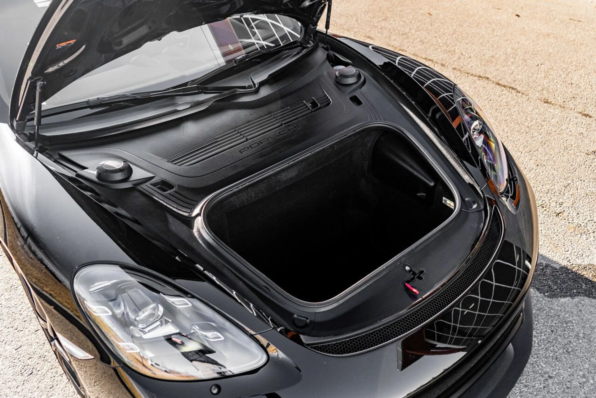 mph004_1650825573_porsche_718_cayman_2020_2db3f4d20d