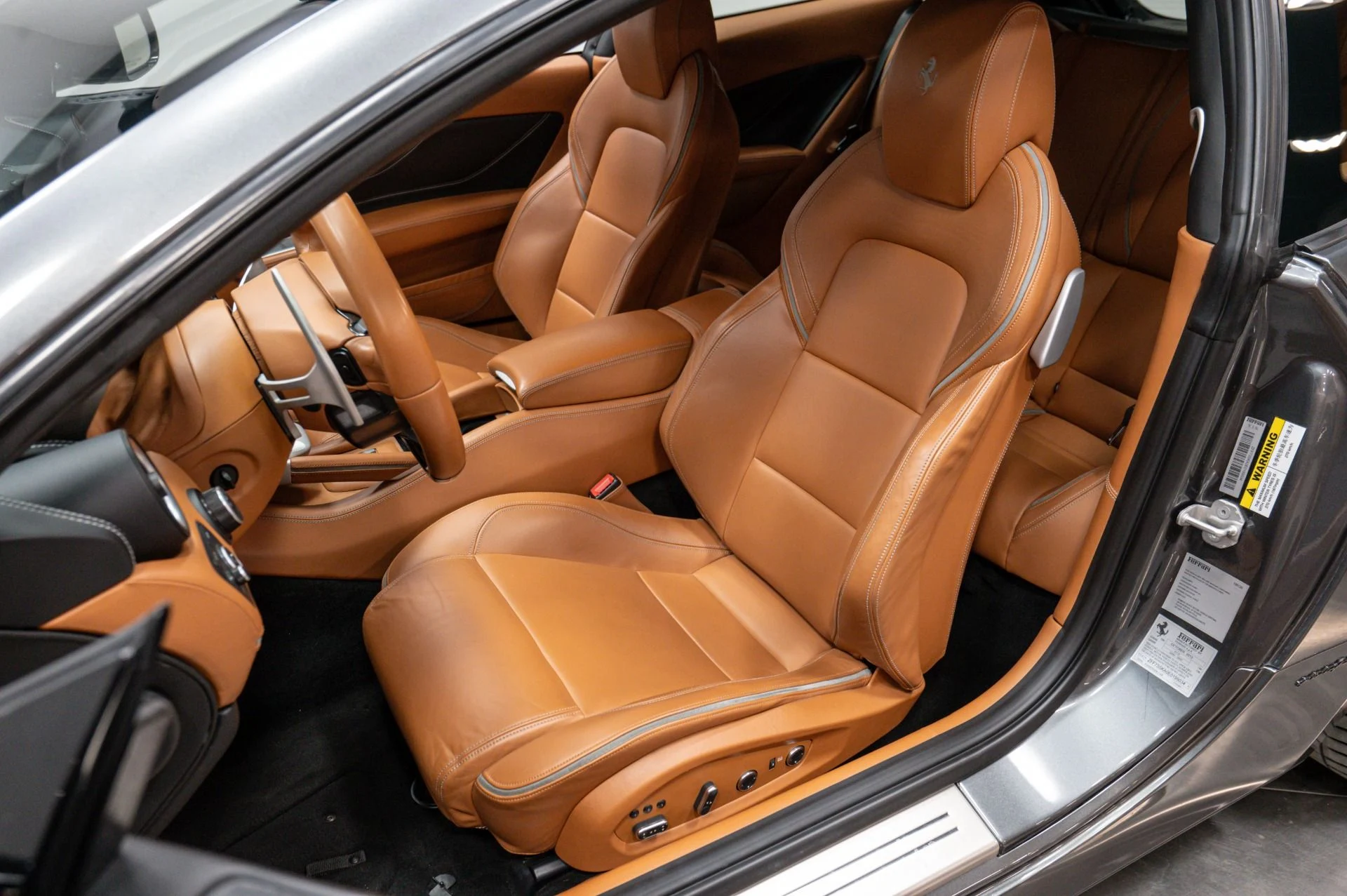 mph004_1652624891_Used_2014_Ferrari_FF_1758753646_6c4f2981a5