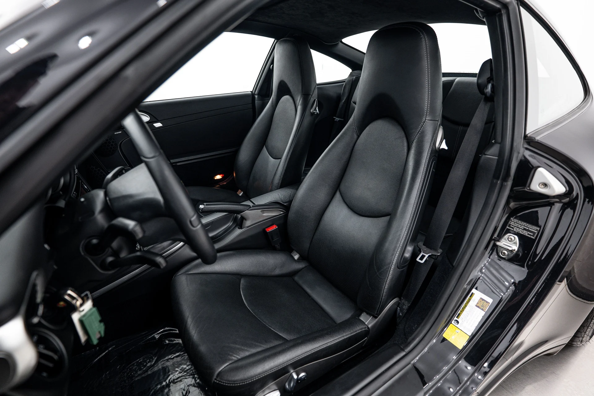 mph004_1657945406_044dea293d2fb3f0a04c4bbcb6171b65_bea2297600