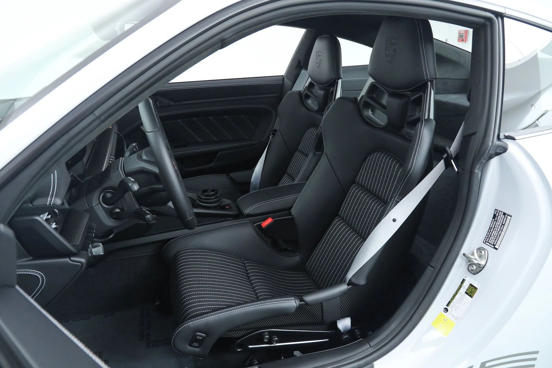 mph004_166077939_6b9bfb431fbd1a1a3af610c3679f52f1_823e48a9e4