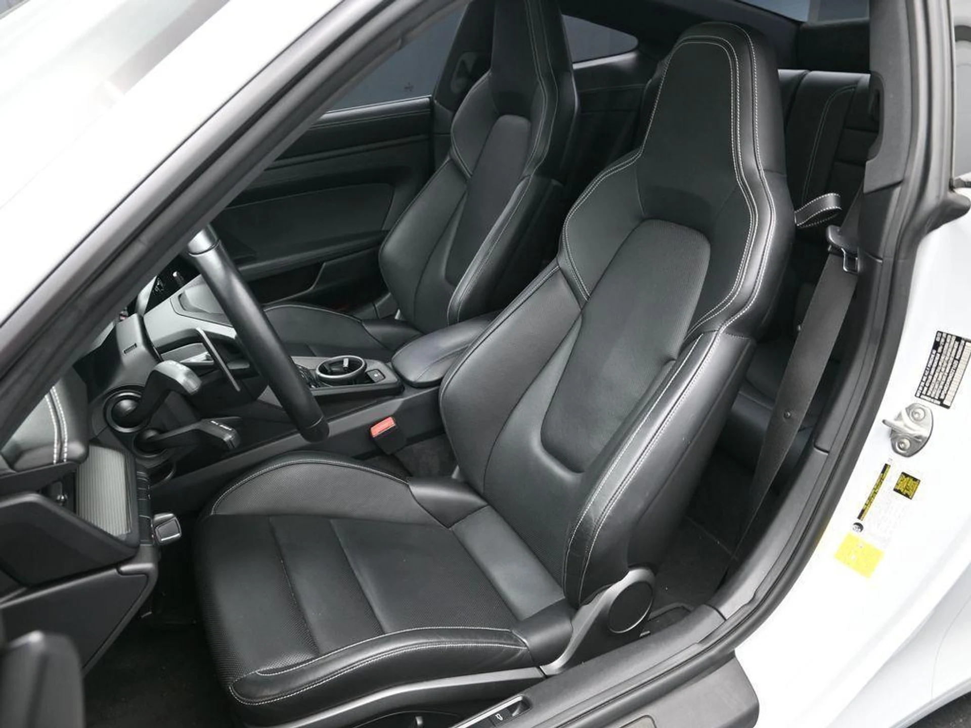 mph004_166626759_EWO_7u43_s_O6_Wa_M_Nu_T_Uj_M1r_U2_D_Zk_51d0656801