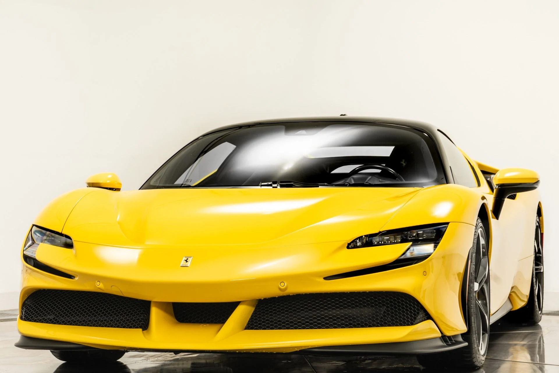 mph004_1669056420_Used_2022_Ferrari_SF_90_Stradale_1756152966_9399bbf21d