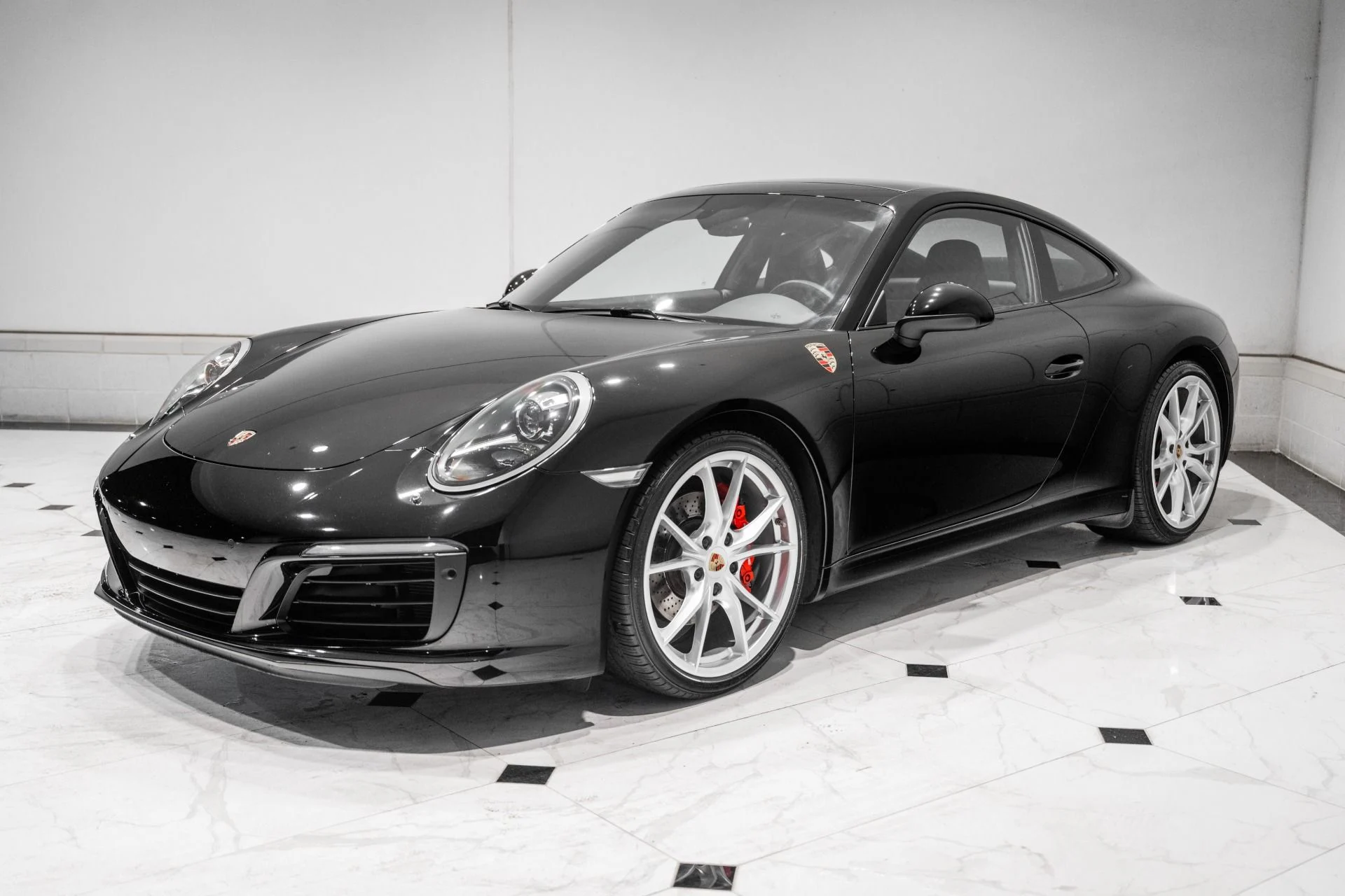 mph004_1669086116_Used_2017_Porsche_911_1779894493_843f10b176