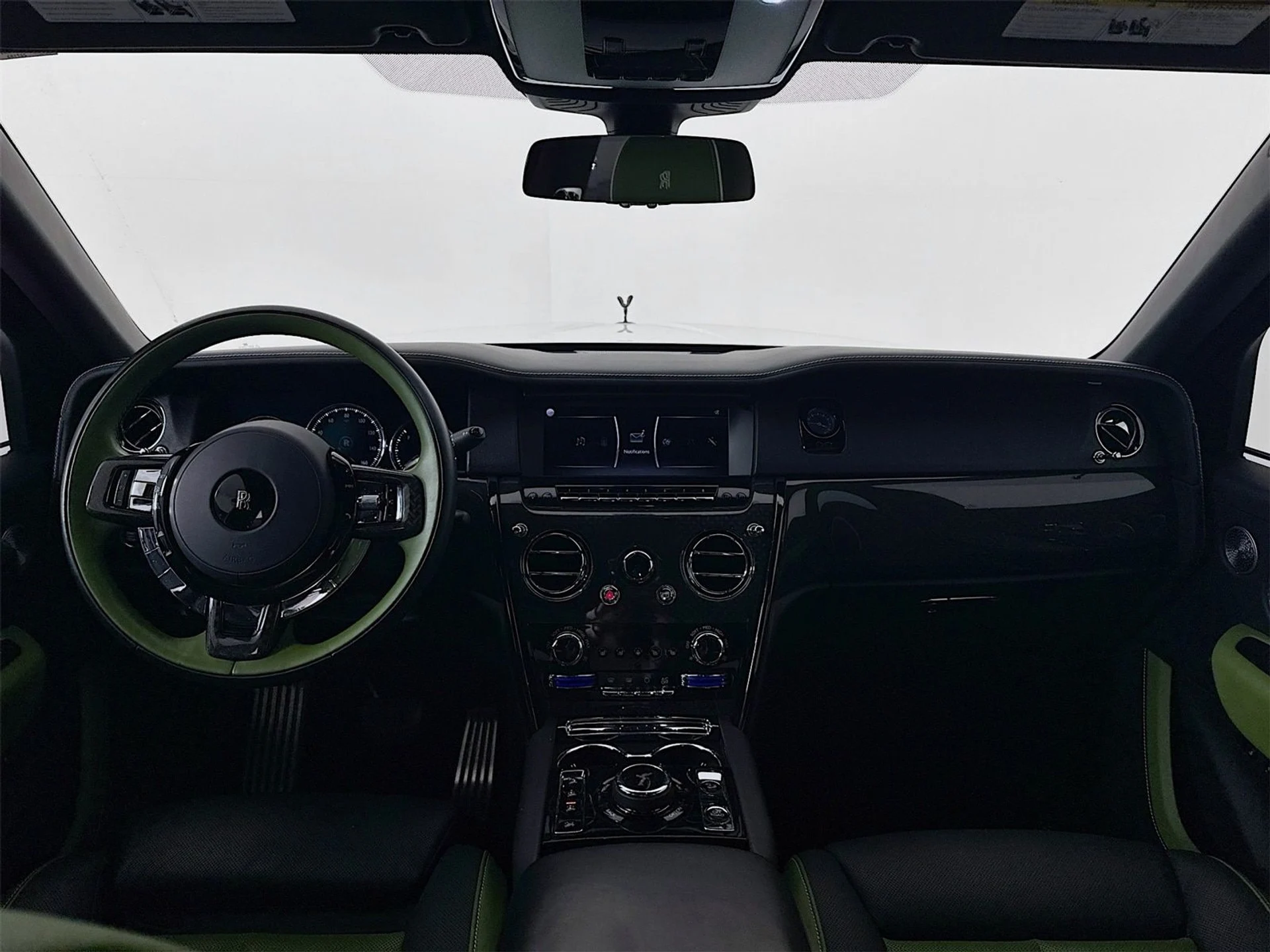 mph004_1688670626_bd67233f41a8140bb011c225e6850a44x_877511c3d7