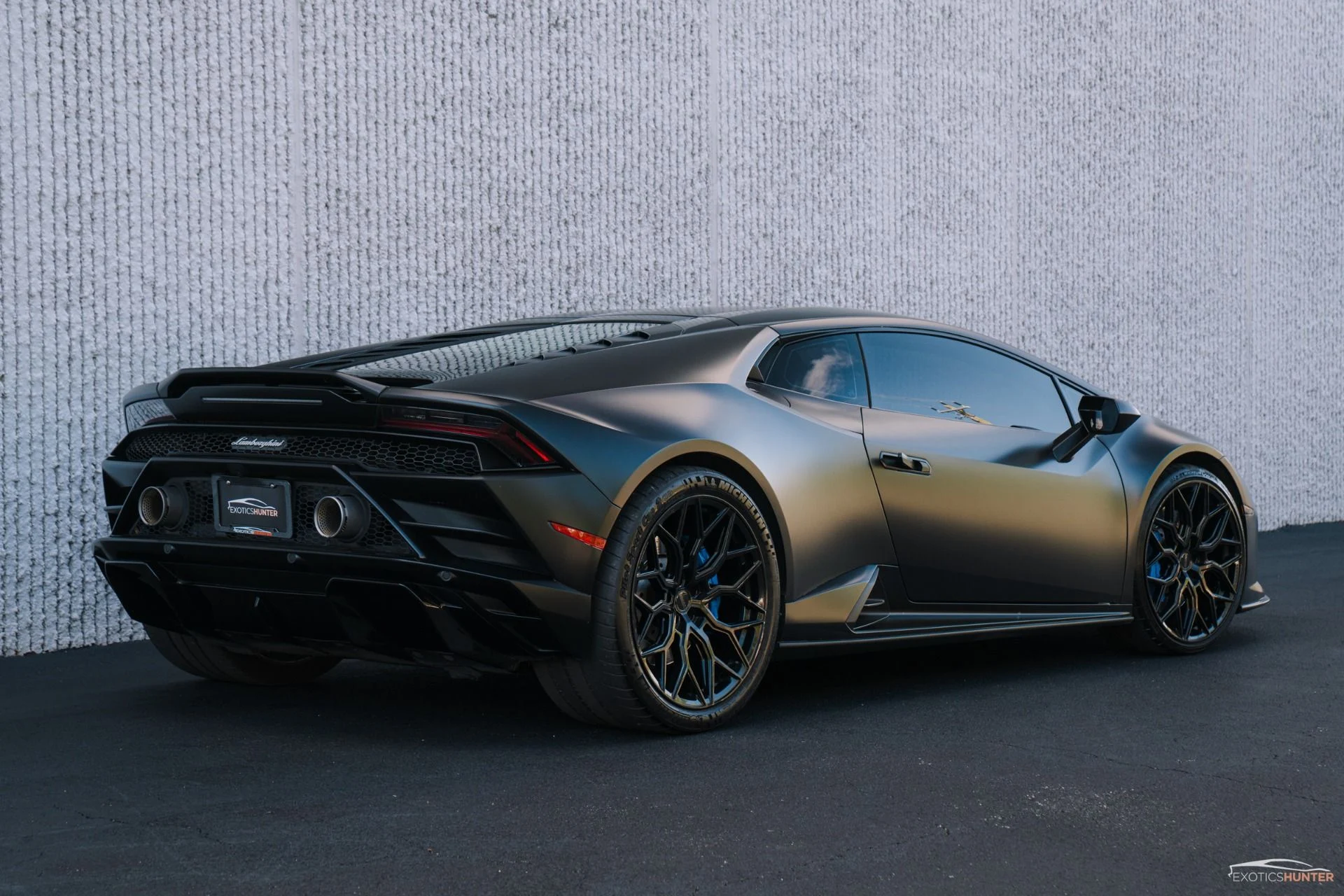 mph004_1689226696_Used_2020_Lamborghini_Huracan_EVO_in_Nero_Helena_w_FULL_Stealth_PPF_Blue_Interior_Vossen_Wheels_1743710227_99a1e41c33