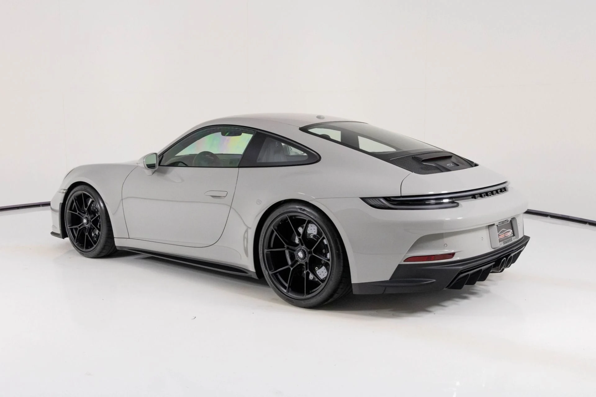 mph004_1689914062_Used_2024_Porsche_911_GT_3_Touring_1761003626_c97c1cd4a3