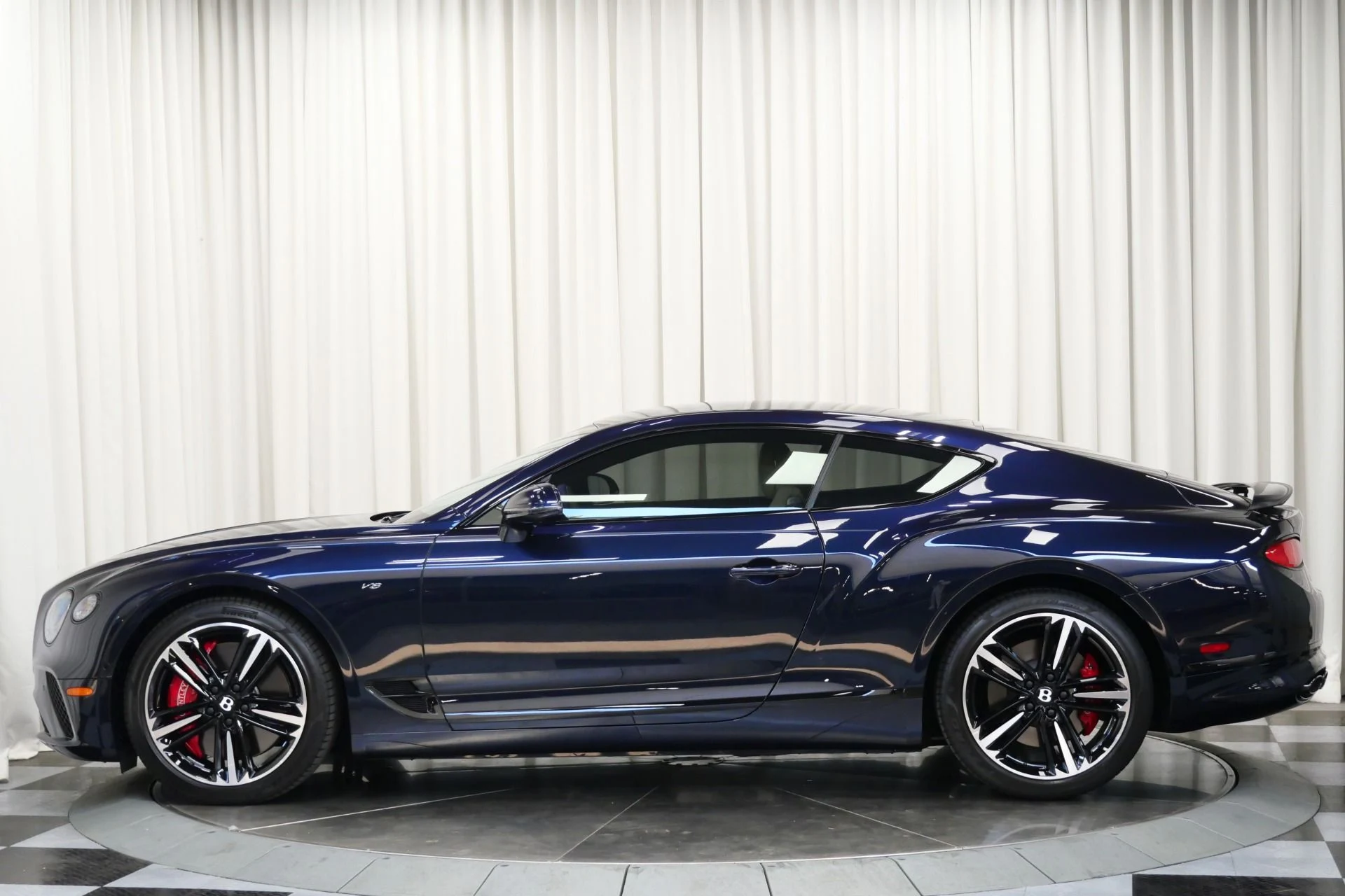mph004_1690598864_Used_2022_Bentley_Continental_GT_V8_1755108138_3baaee3aa0