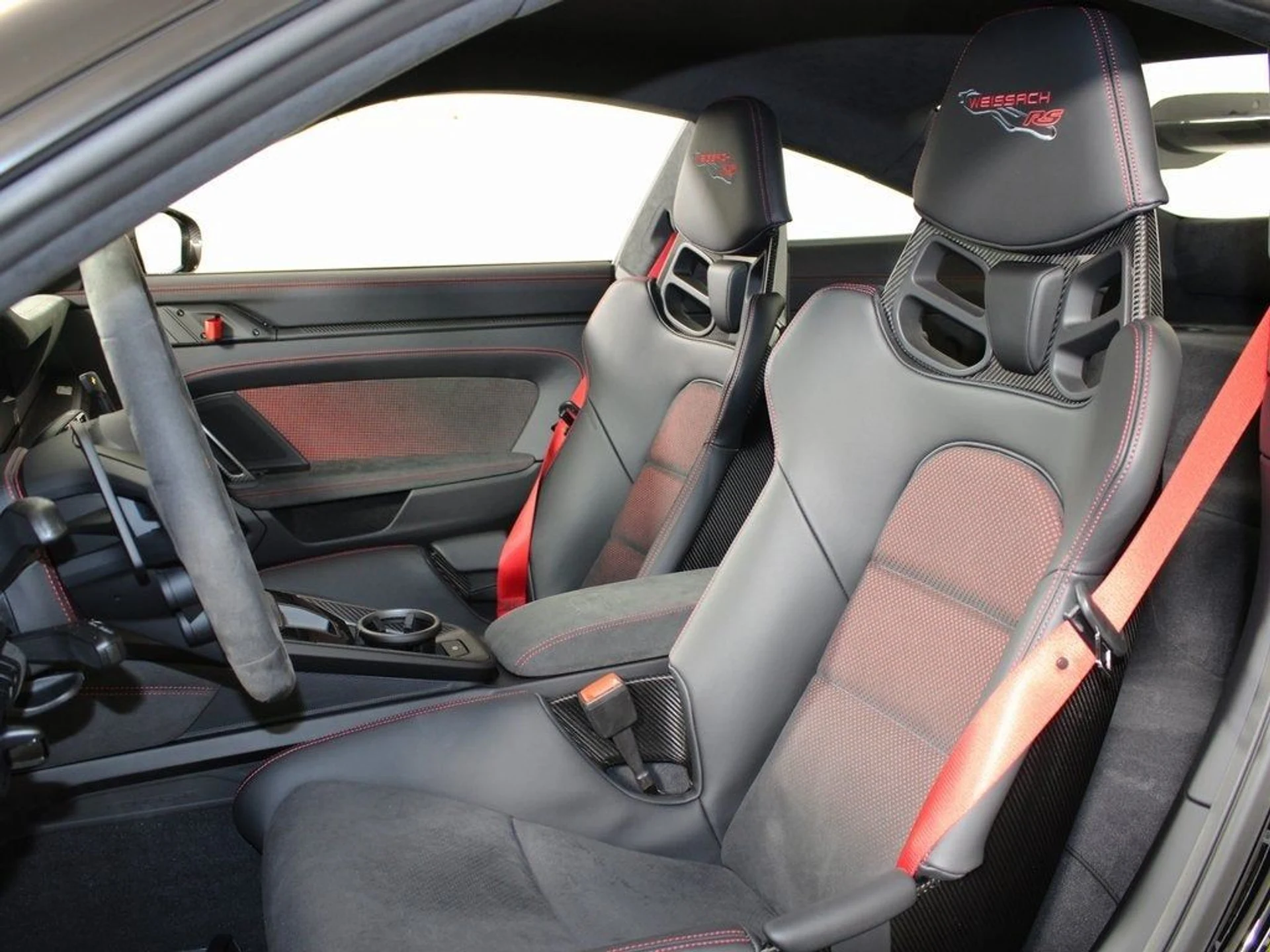 mph004_1691529530_5_c94faa15c3