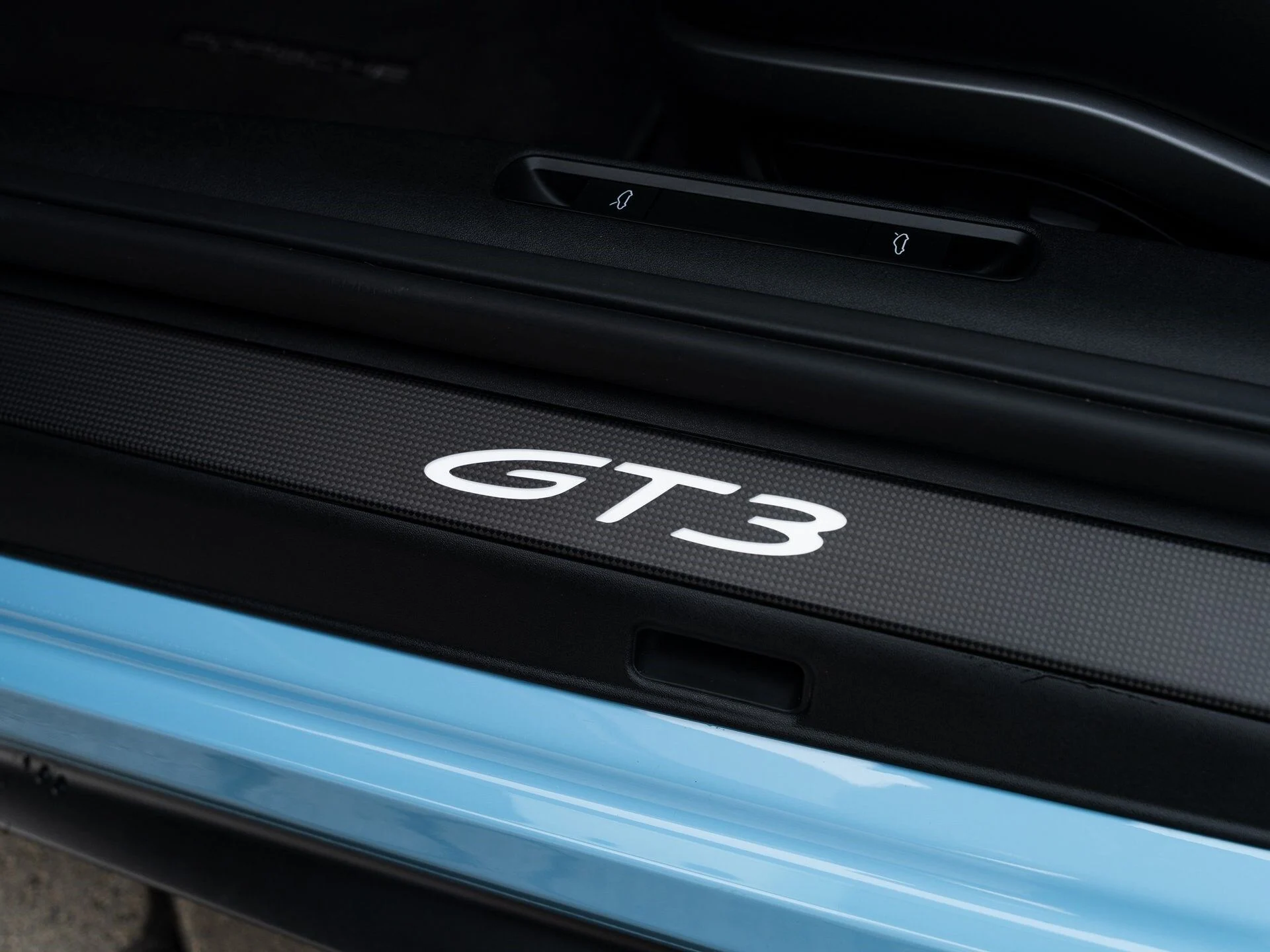 mph004_1696634750_302b9e5fa2081e9669c4701fbbd88e25x_739f43ab57