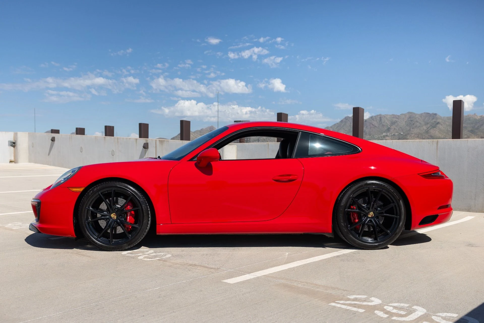 mph004_1699255117_Used_2018_Porsche_911_Carrera_S_1791834061_7c24da0265