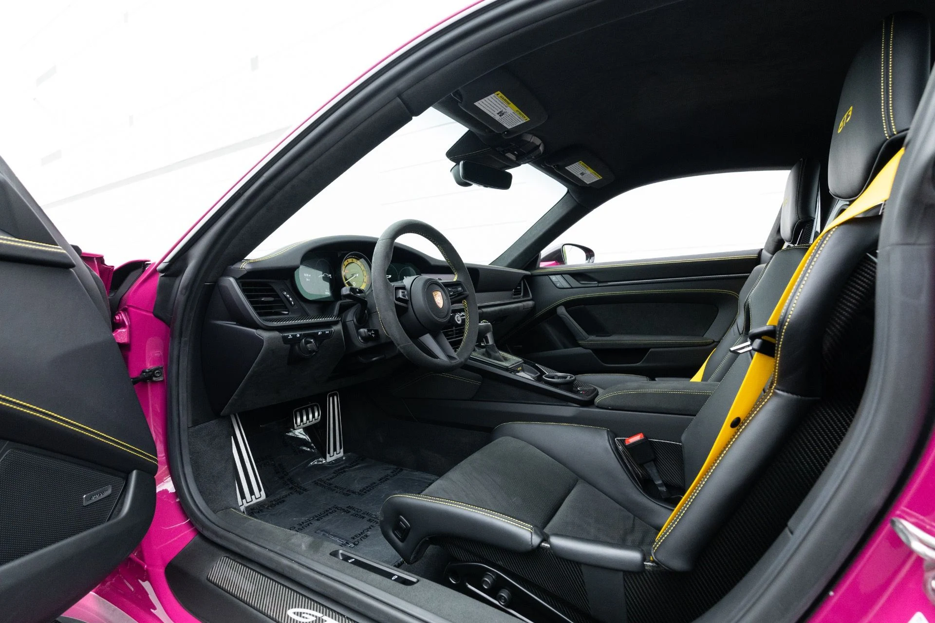 mph004_1703080043_Used_2024_Porsche_911_GT_3_1776966322_9ae0548db0