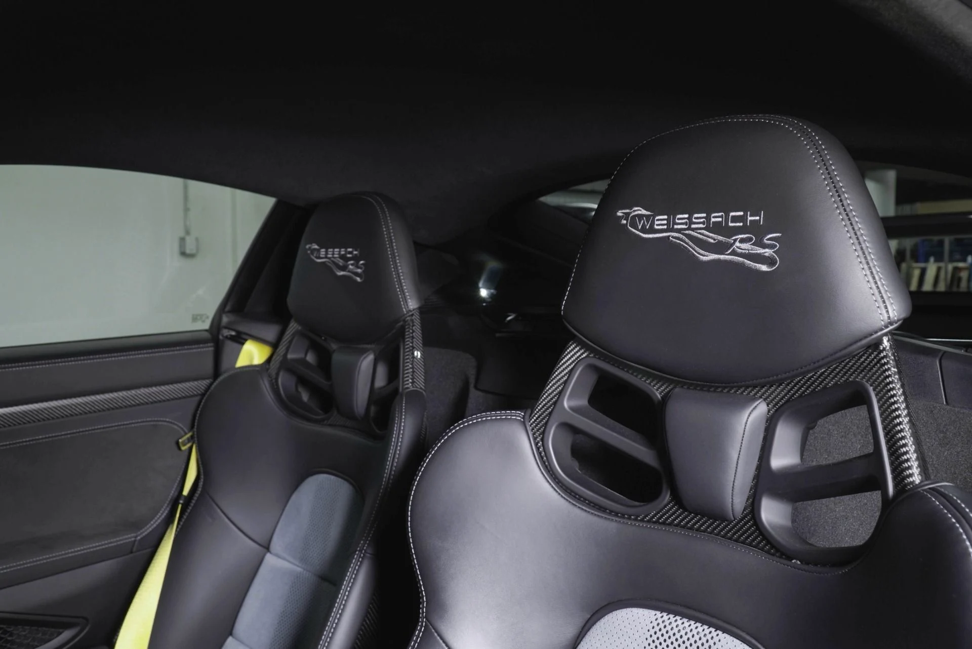 mph004_170508467_Used_2023_Porsche_718_Cayman_GT_4_RS_1781890482_1dad49930f