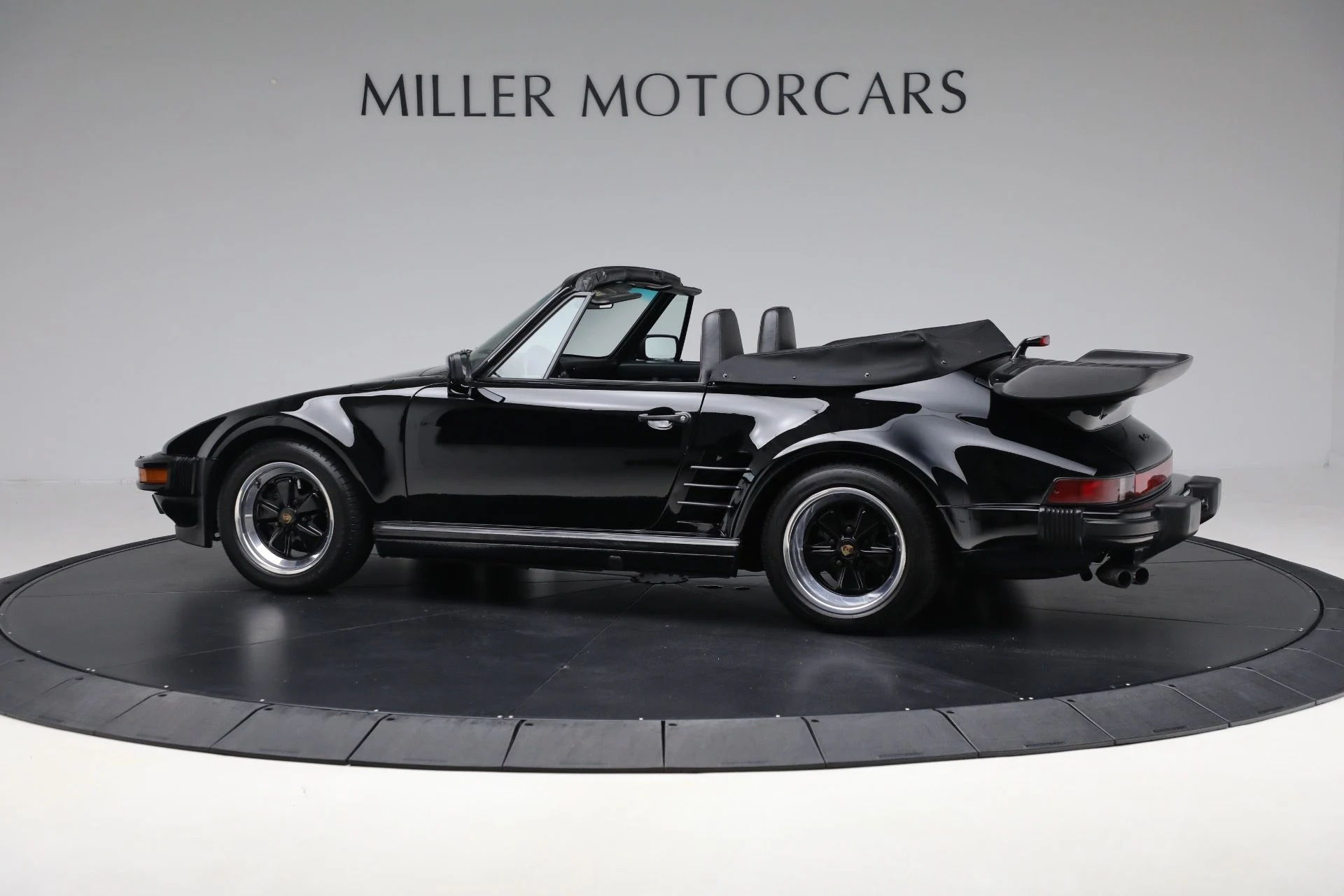 mph004_1707023463_Used_1989_Porsche_911_Carrera_Turbo_e59e45ffaf
