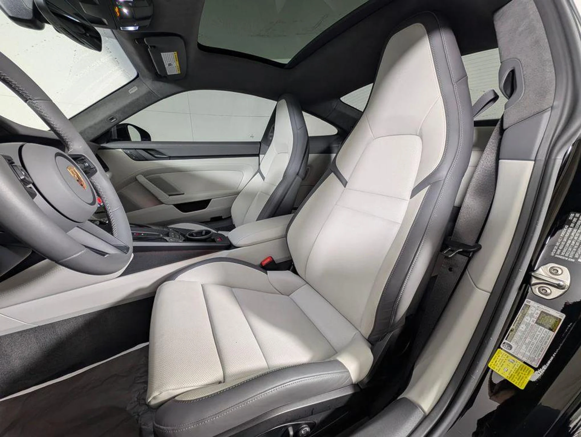 mph004_172953874_6_L7dw0i_KX_Apq9_1bjdn_Yt_G_Np_EFA_c97aeed356