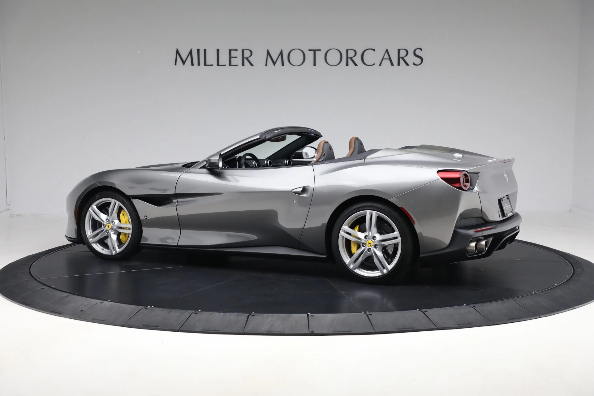 mph004_1733368485_Used_2019_Ferrari_Portofino_c583e12e9c