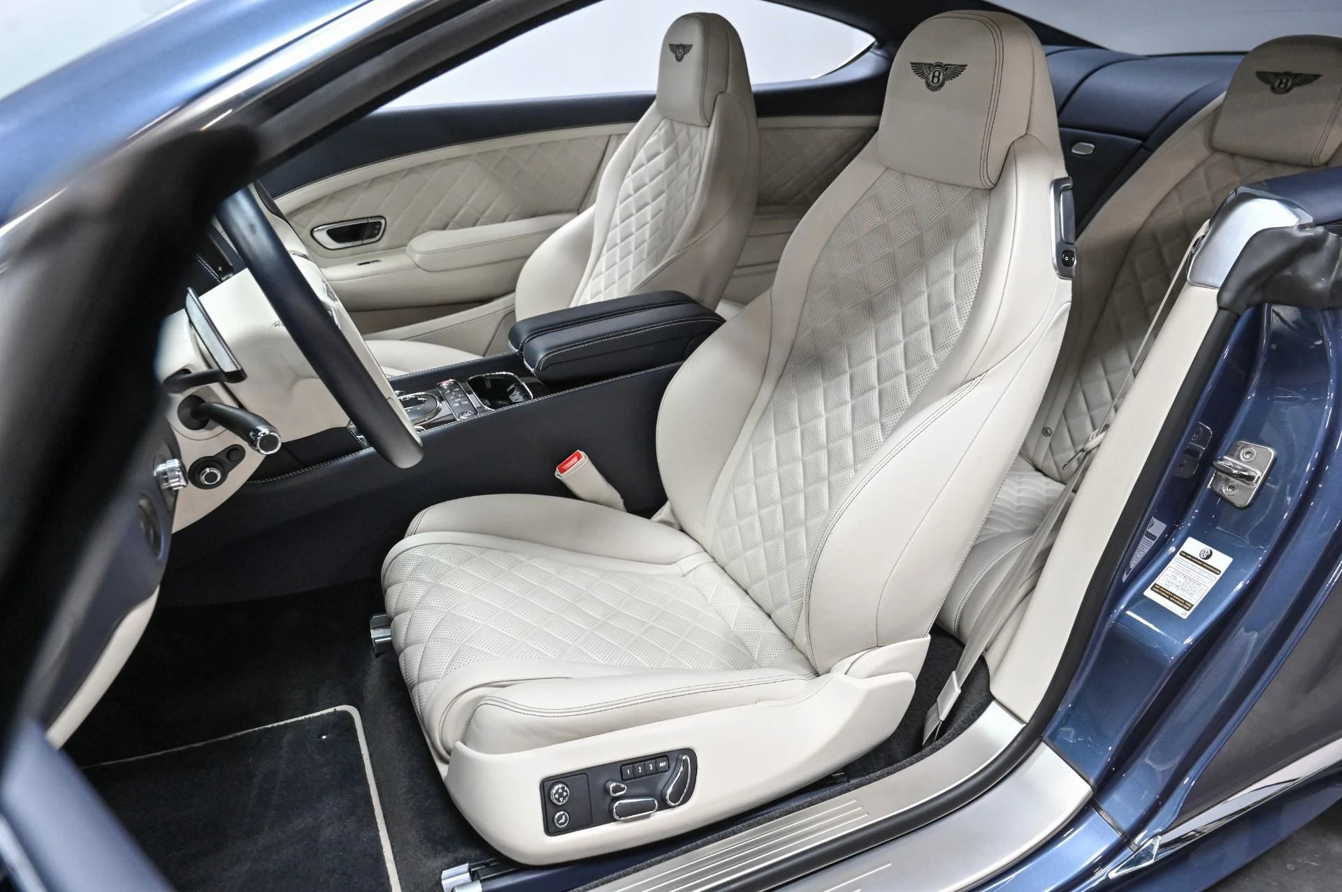 mph004_1735329526_Used_2017_Bentley_Continental_GT_Speed_1757530539_61a0afccc8
