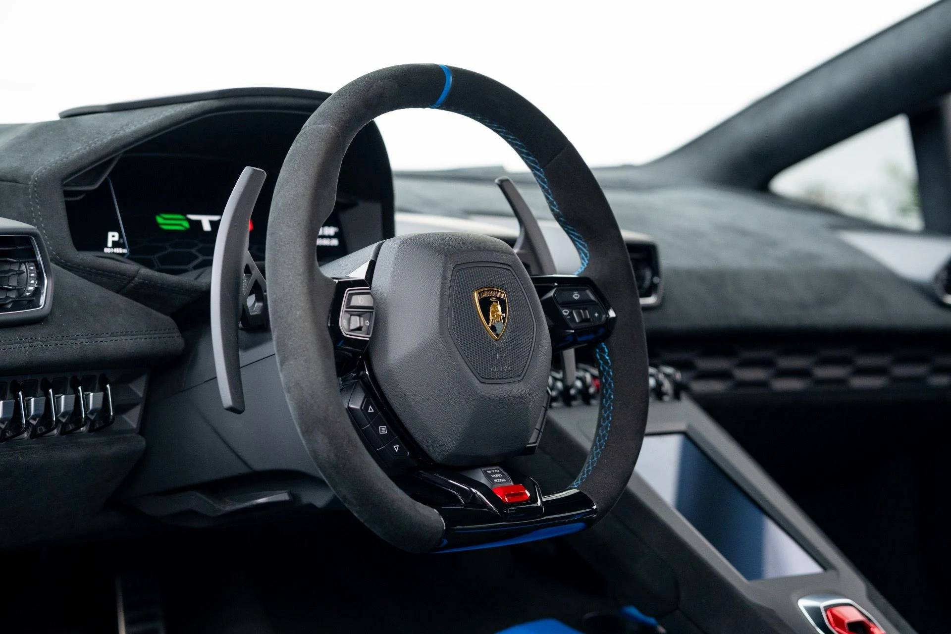 mph004_1740969253_Used_2023_Lamborghini_Huracan_STO_1770160431_7b486d4bd1