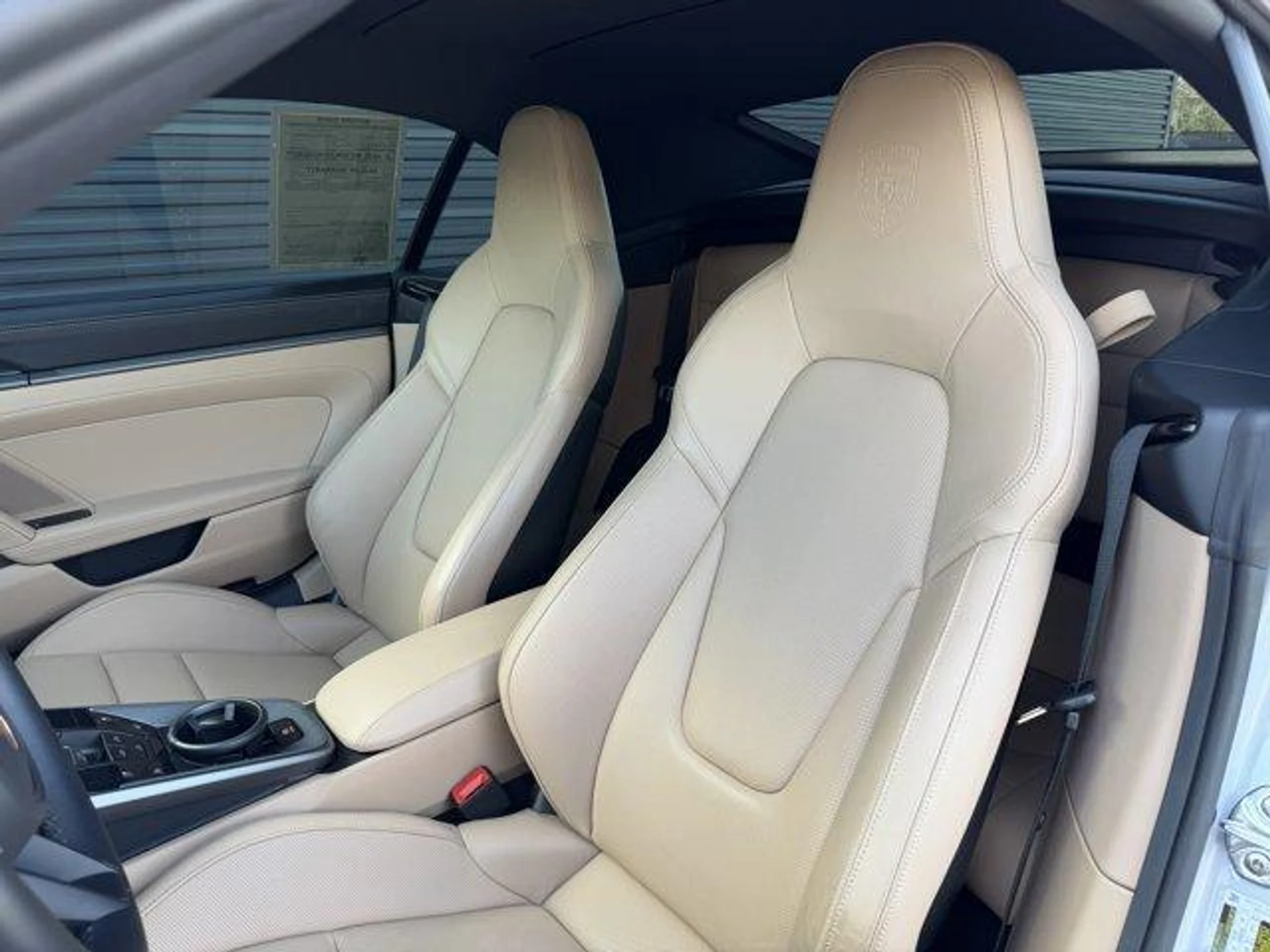 mph004_1749267975_9_T_Bryt_Hc8b_I_Pwg_F_Ob_Ctlunl_BBIA_3c7e735e85