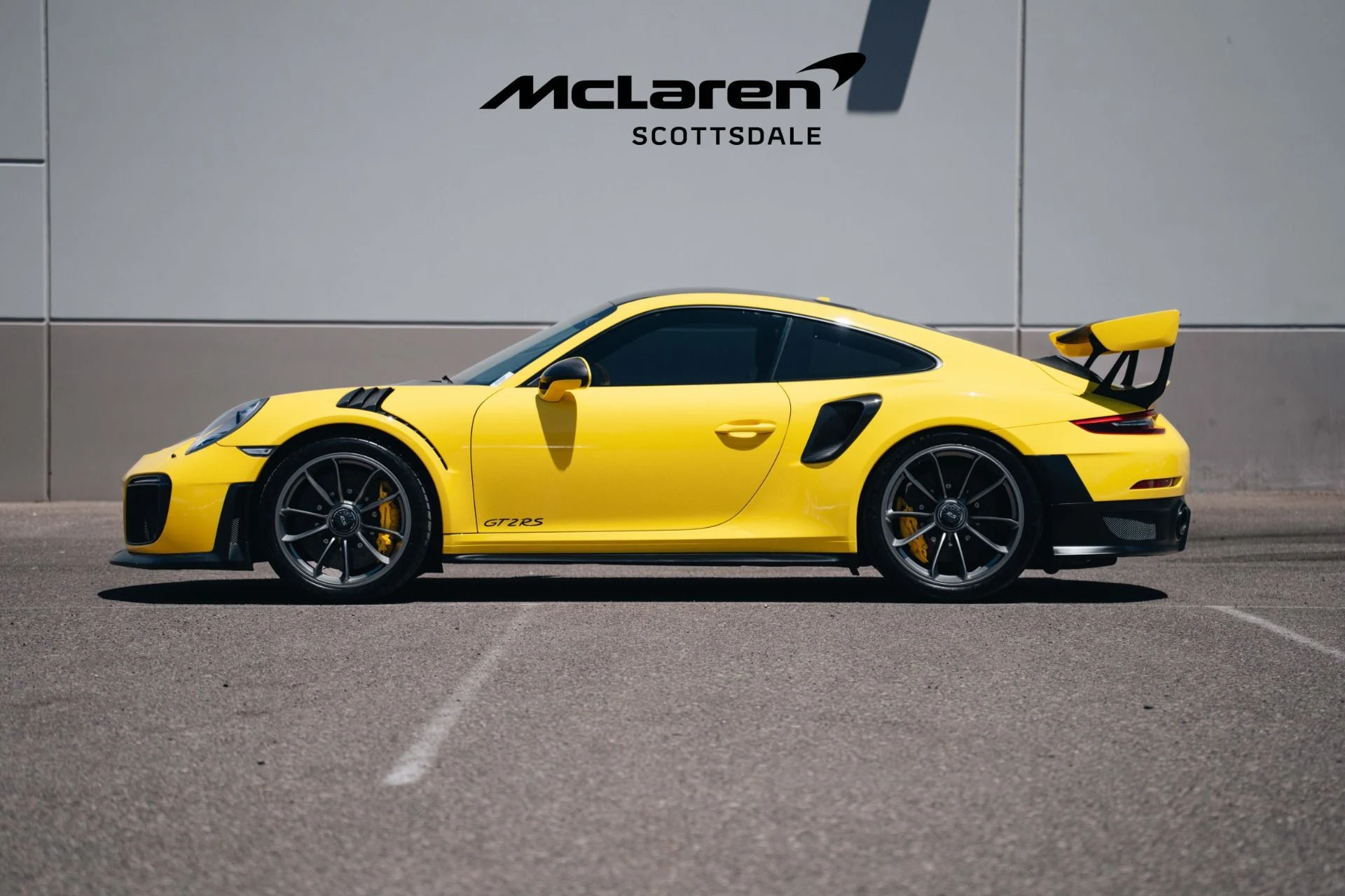 mph004_1751914425_Used_2018_PORSCHE_911_GT_2_RS_1746157617_3145a4c5b6