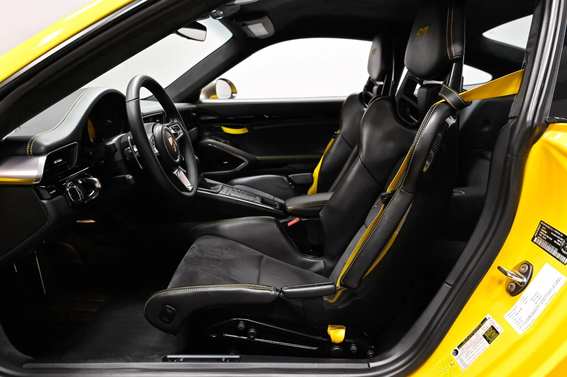 mph004_175363762_Used_2018_Porsche_911_Carrera_T_1790277617_be794d4340