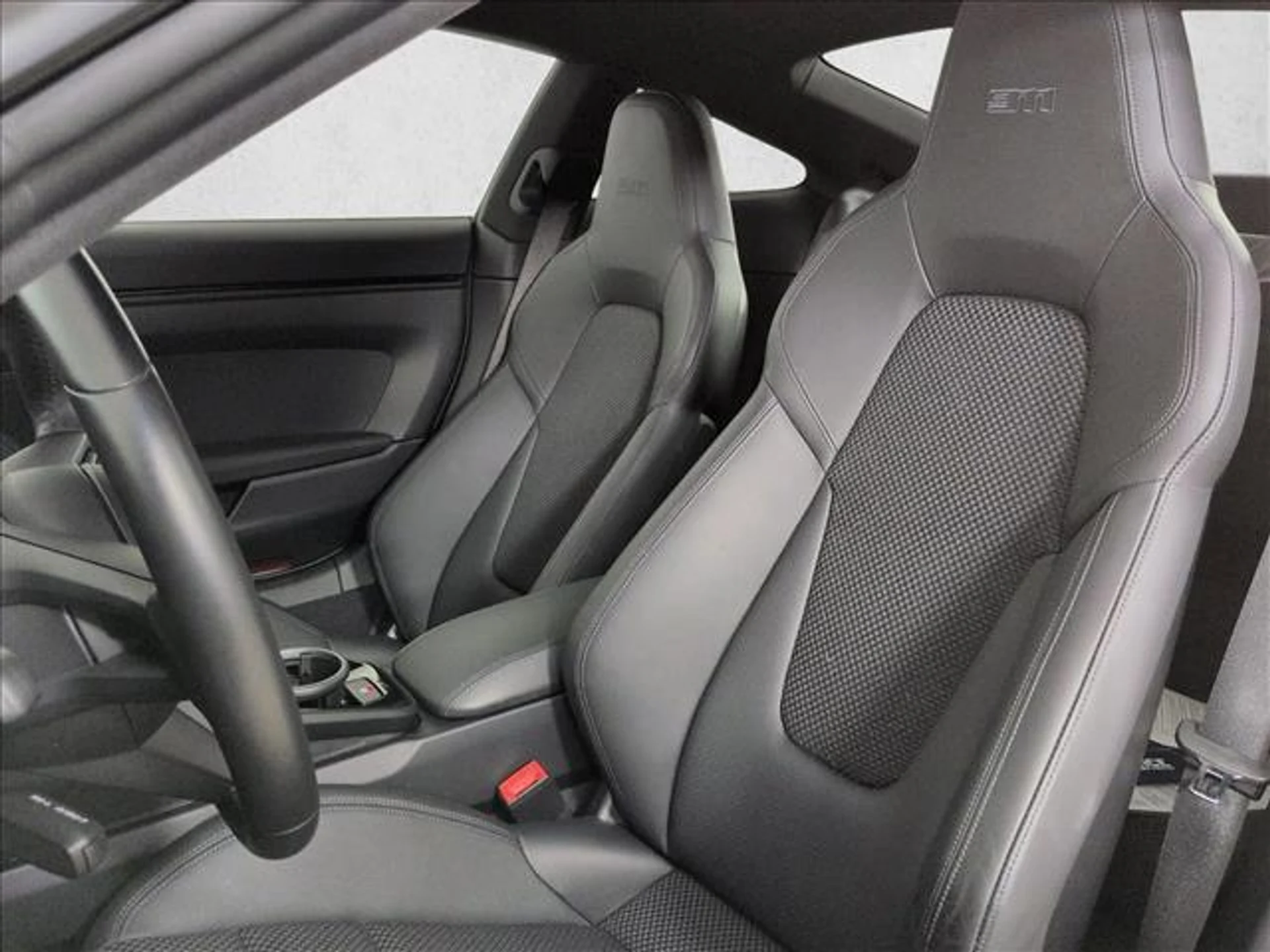 mph004_1756681459_DBX_Fi_Xk38acr_Oi_Vt_I_Qs6d_Bc_Hn40_546cde6756