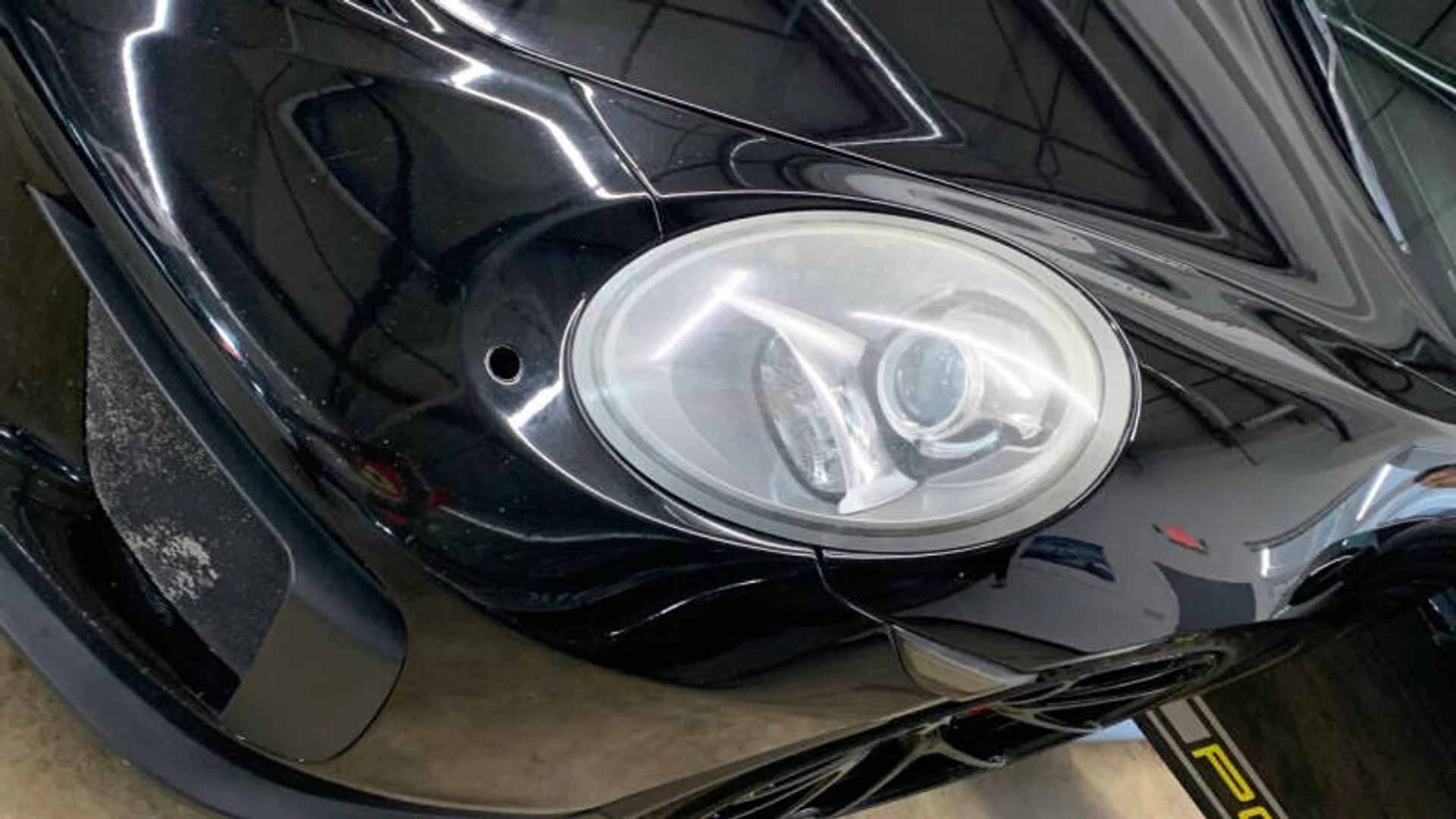 mph004_1759224731_2014_porsche_911_carrera_2dr_coupe_919d25b32a