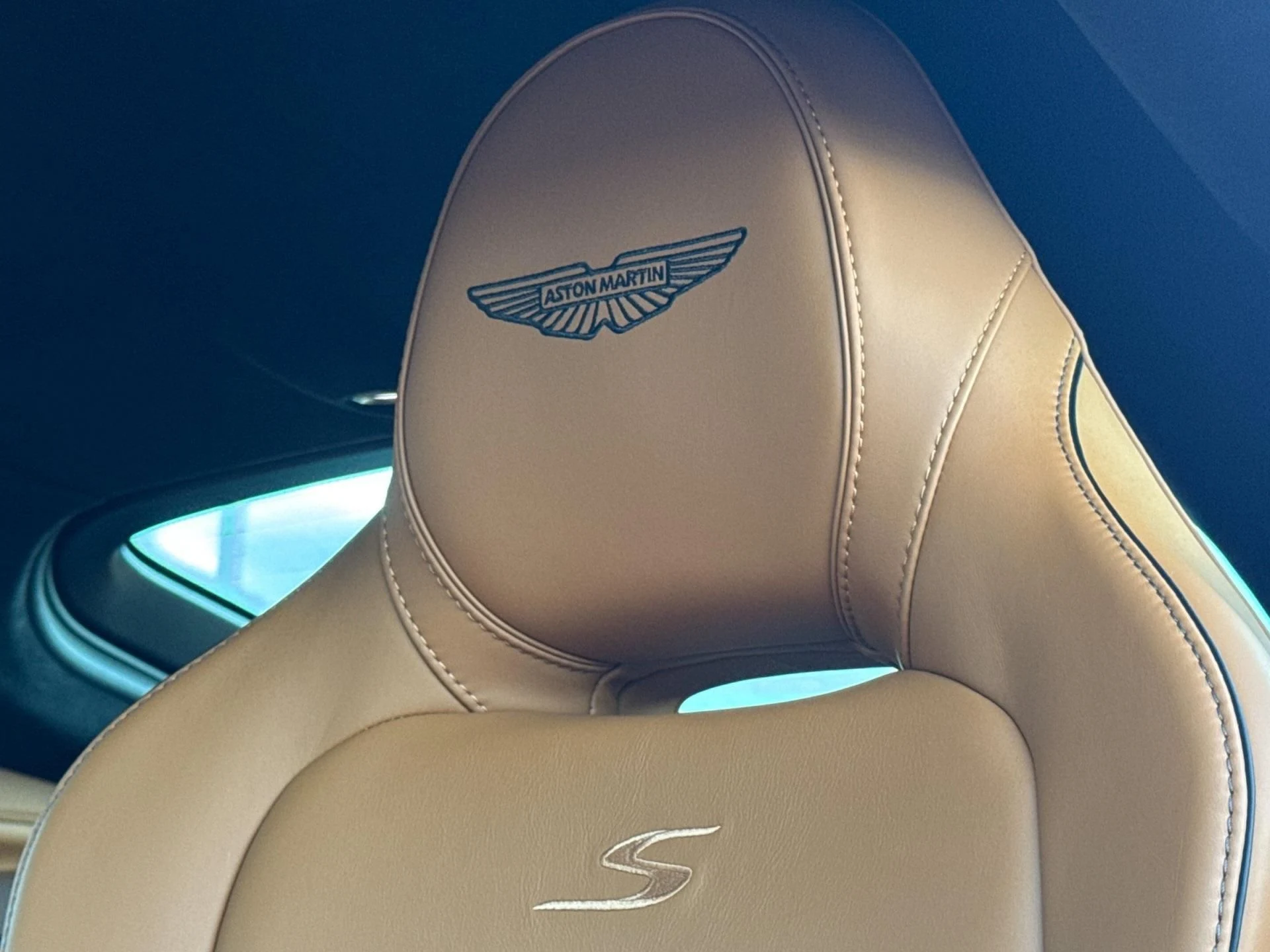 mph004_1759298805_New_2026_Aston_Martin_Vantage_S_1767971565_75583730f0