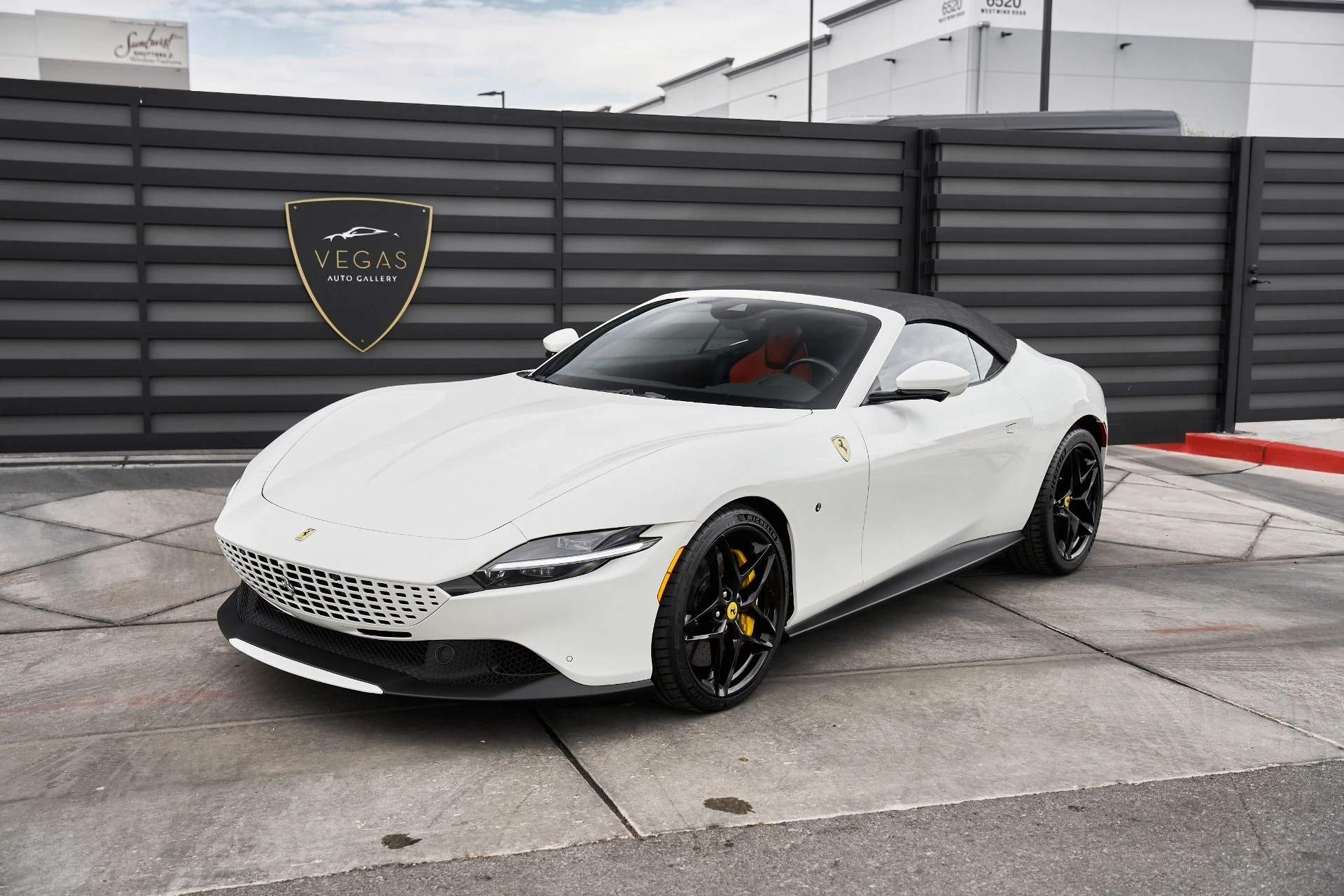 mph004_176129865_Used_2024_Ferrari_Roma_Base_1763170041_578a4d1b0a