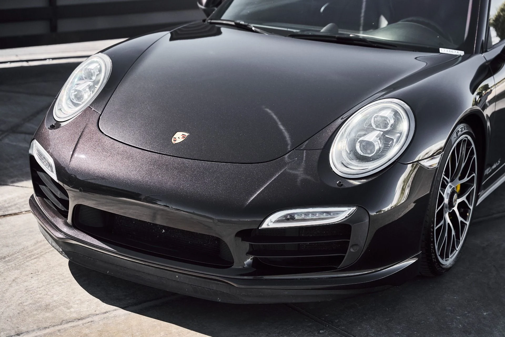 mph004_1767566925_Used_2014_Porsche_911_Turbo_S_1776734553_5a6ecce009