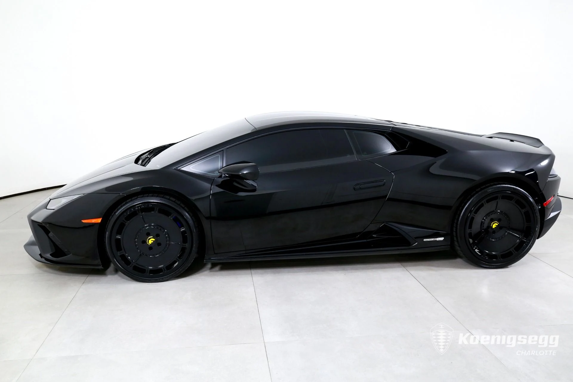 mph004_1774159432_Used_2021_Lamborghini_Huracan_EVO_1760975962_6bc42ede3b