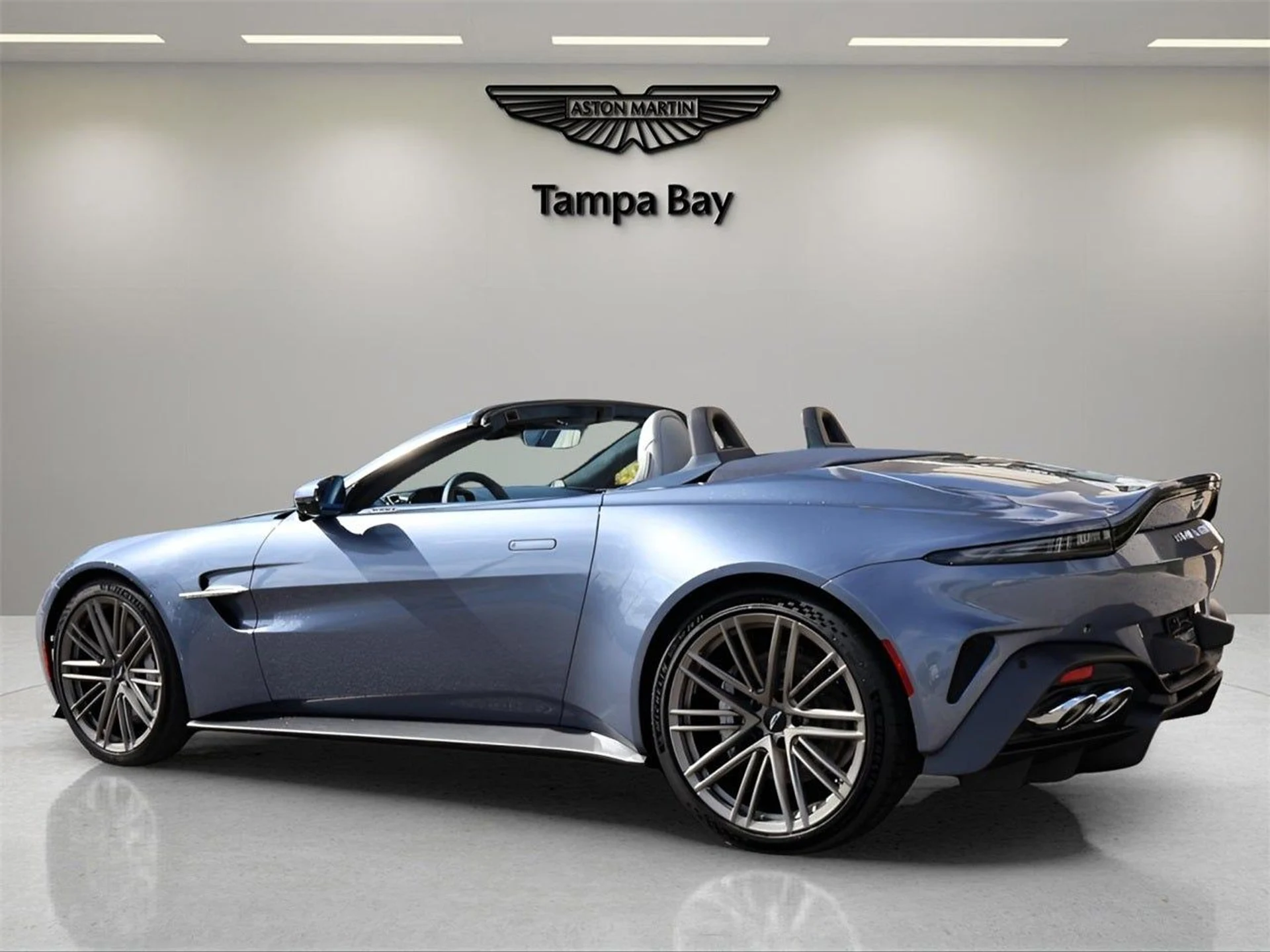 mph004_178346428_5_c3dba6d054