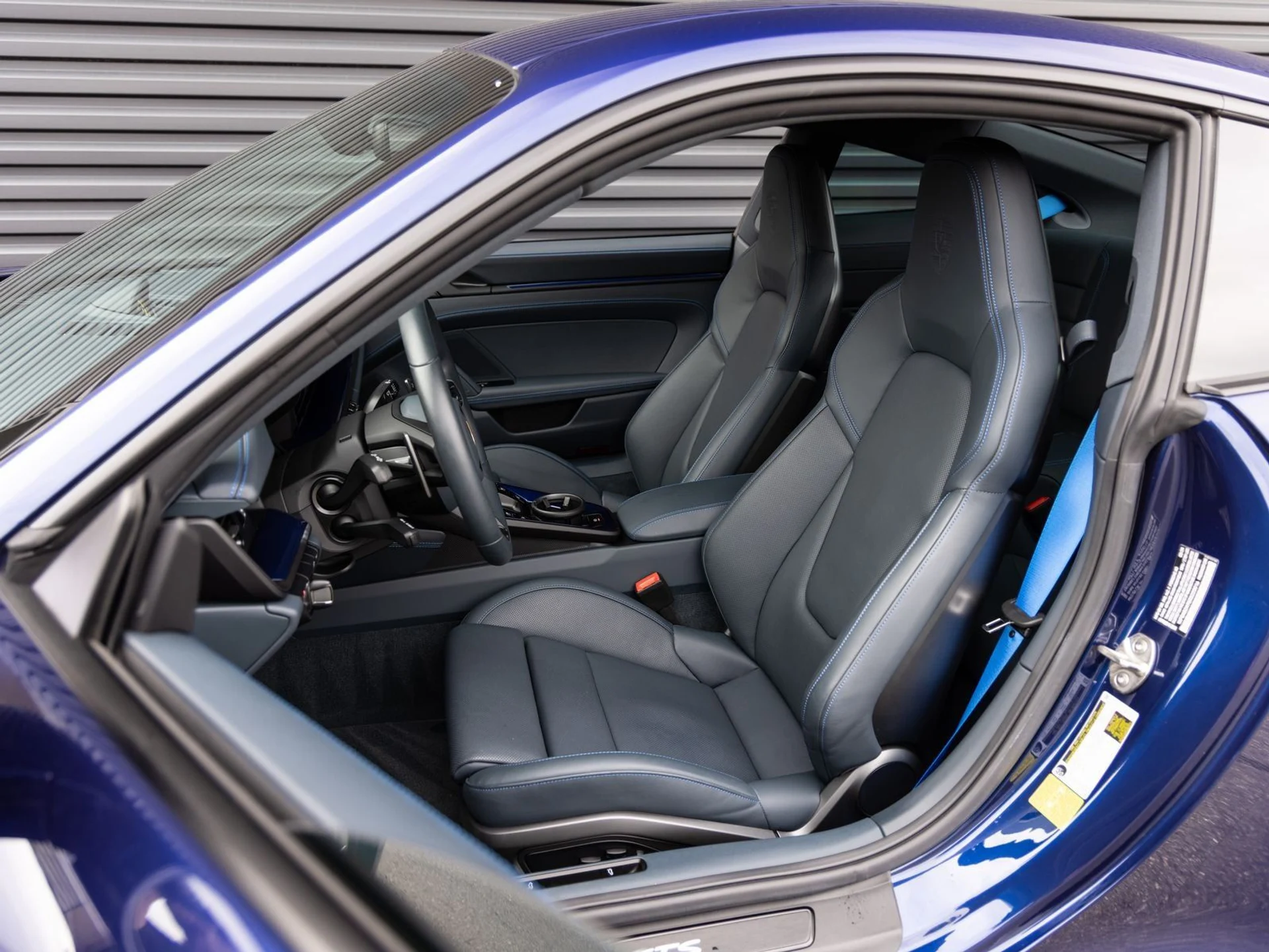 mph004_178463578_5_a0565793ab