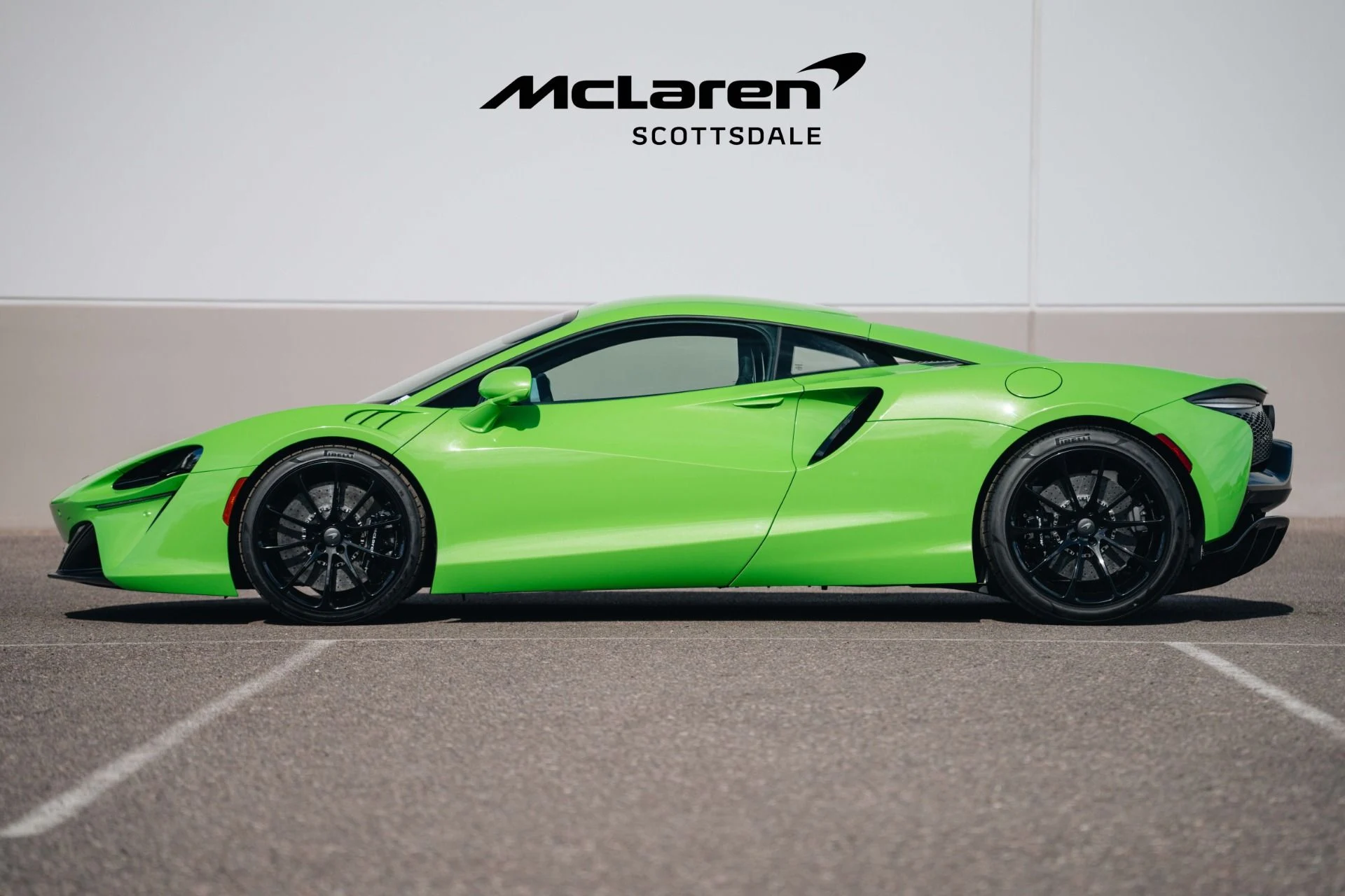 mph004_1787508053_Used_2025_MCLAREN_ARTURA_1732372131_e7330bbb56