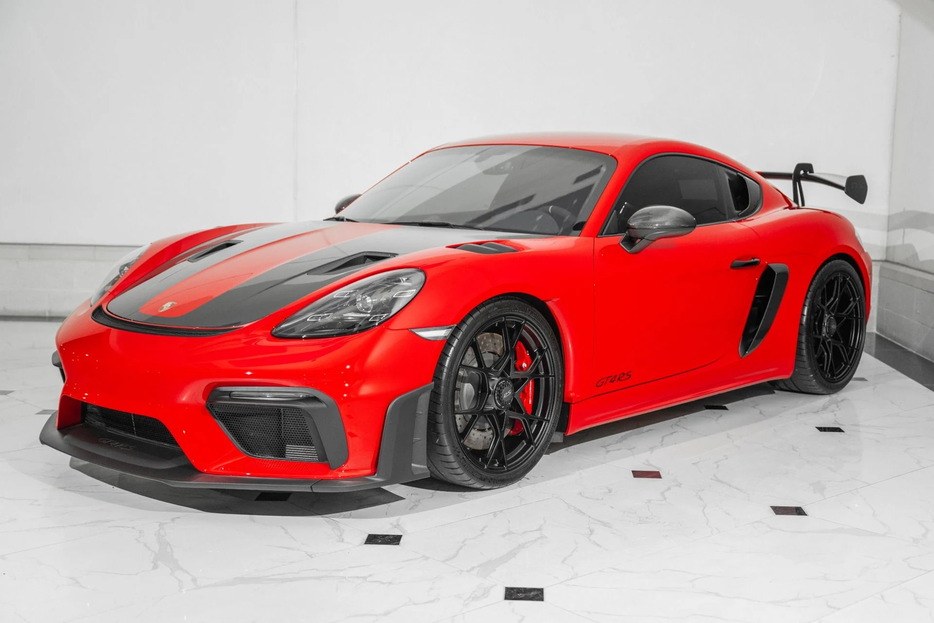 mph004_179093427_Used_2024_Porsche_718_Cayman_GT_4_RS_1762885937_cae5037a37