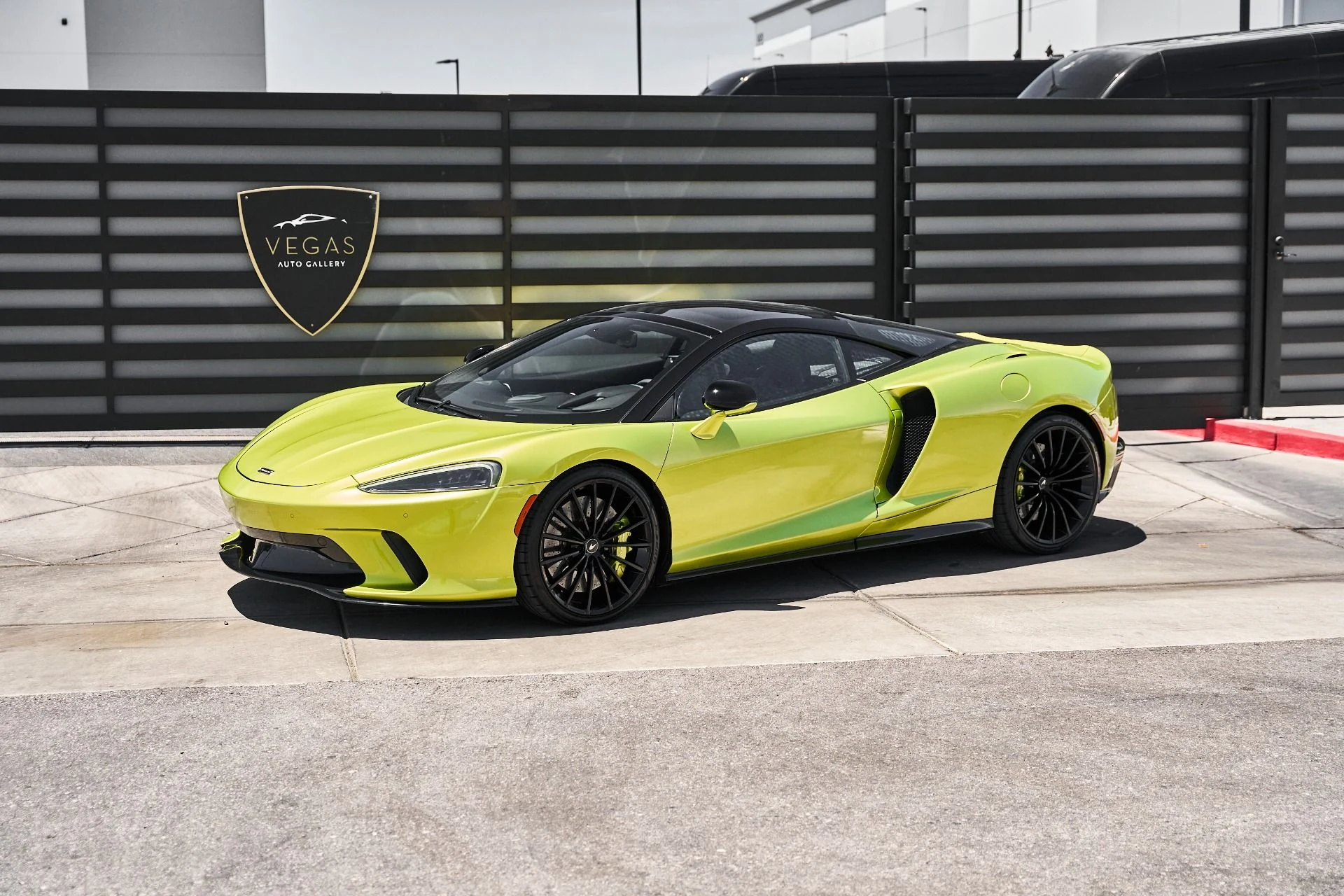 mph004_1792874836_Used_2023_Mc_Laren_GT_Base_1781809925_509b80d044