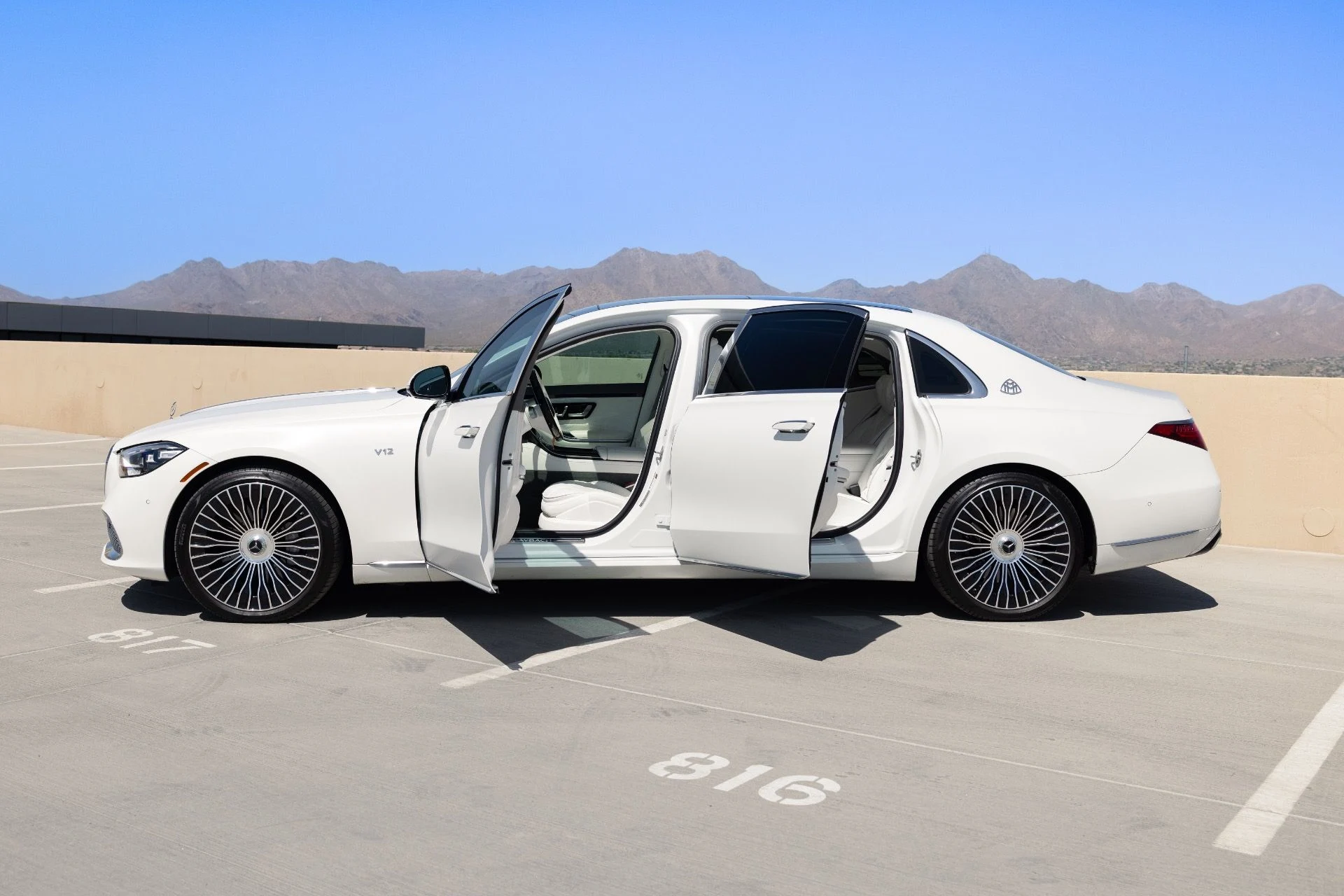 mph004_1793189167_Used_2024_Mercedes_Benz_S_Class_Mercedes_Maybach_S_680_4_MATIC_1783981241_30f33d2666