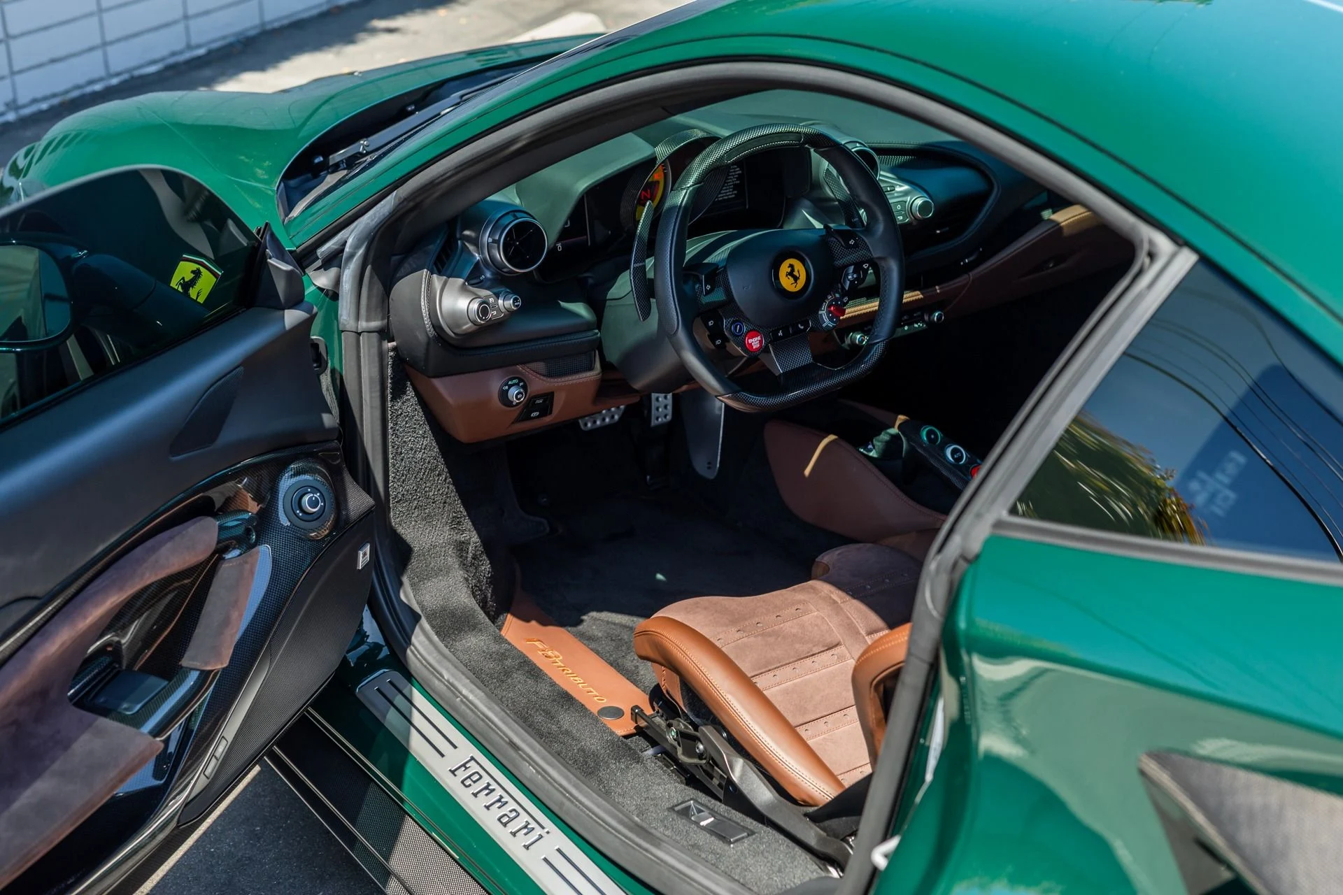 mph004_1795554149_Used_2022_Ferrari_F8_Tributo_1744415607_2ddbb63e10