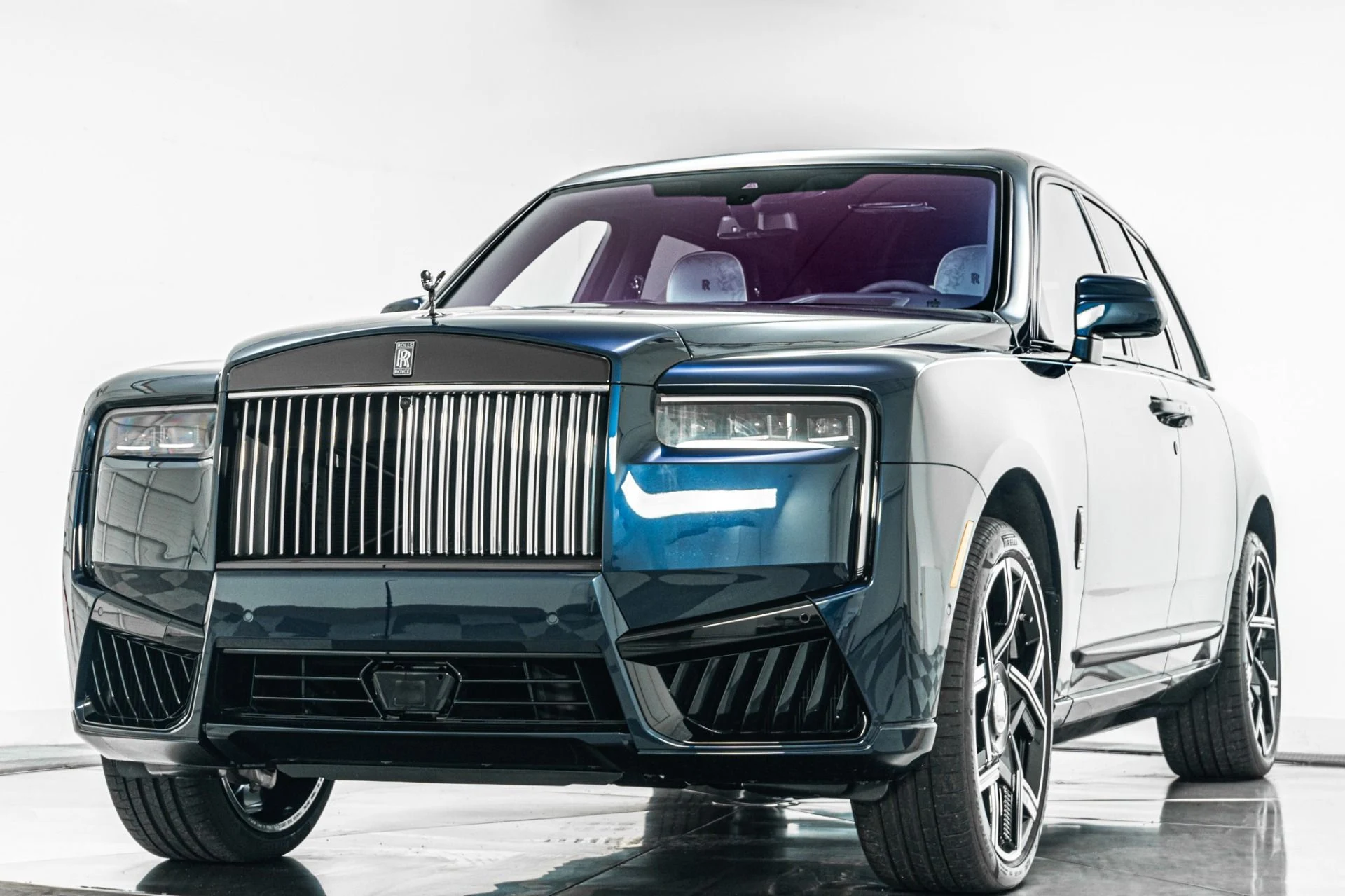 mph004_1801639122_Used_2025_Rolls_Royce_Cullinan_Black_Badge_345_Miles_611_K_MSRP_Gorgeous_Interior_1783438738_721362451b