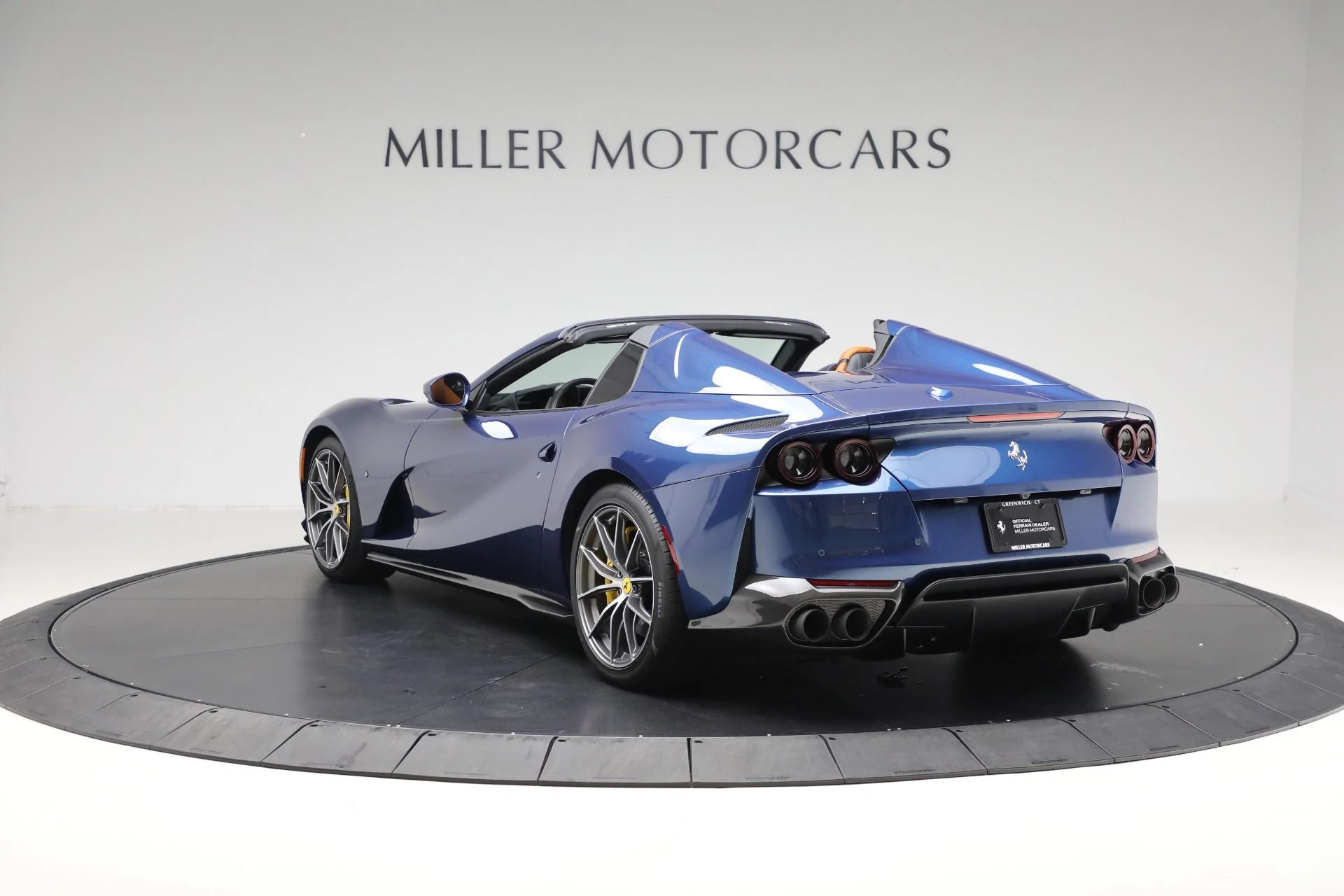 mph004_1804256661_Used_2021_Ferrari_812_GTS_976cddb417