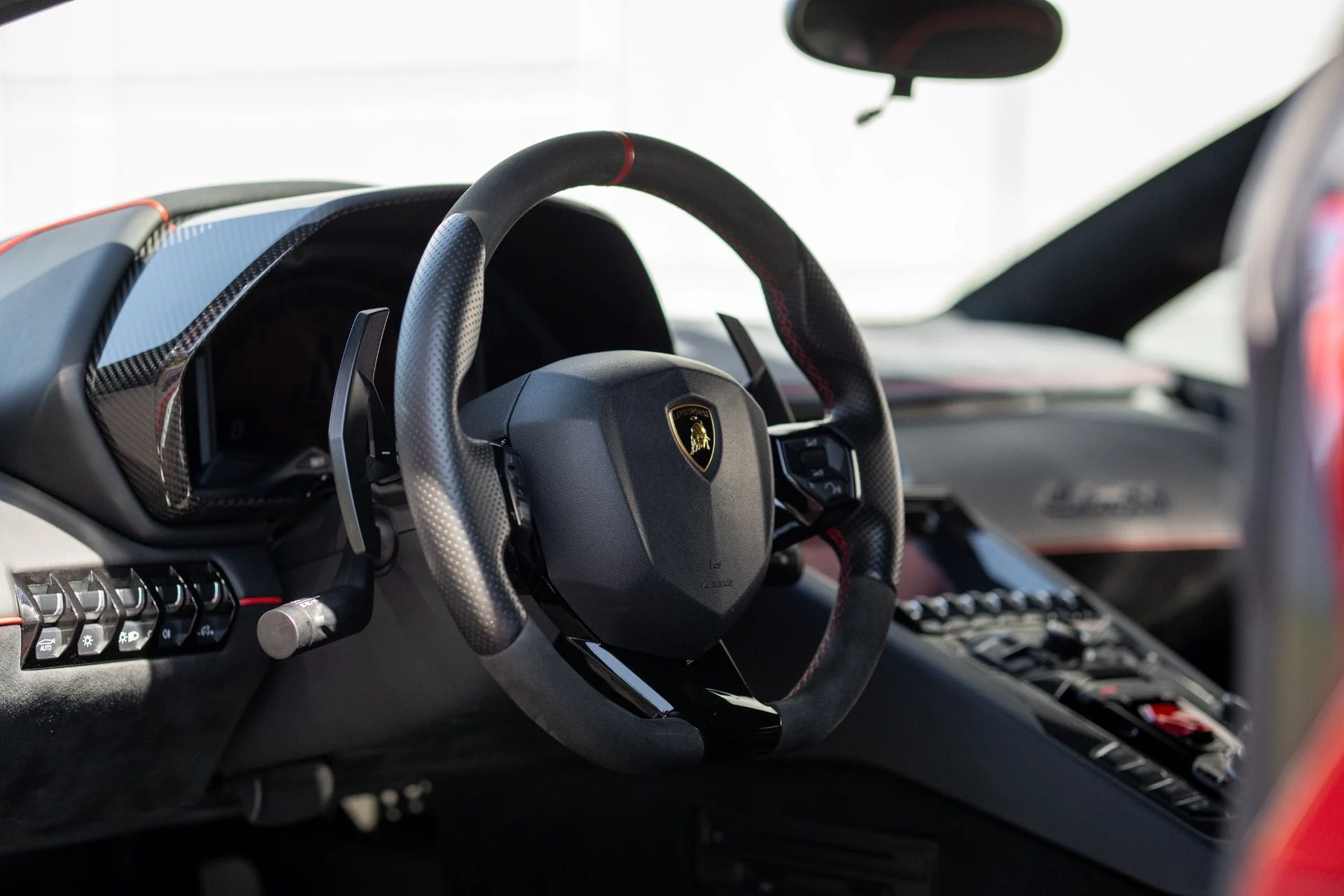 mph004_1805538757_Used_2016_Lamborghini_Aventador_LP_750_4_SV_1760392295_6b2e6d9397