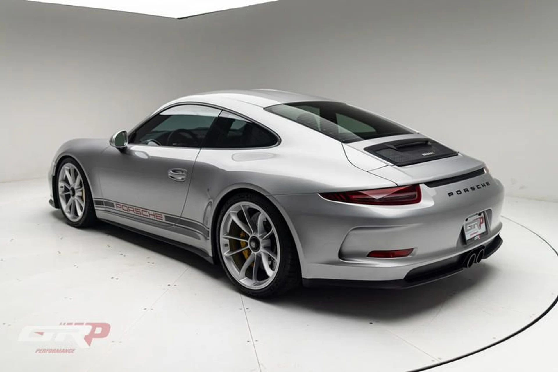 mph004_1807154492_35_A63286_AB_40_4613_8_C09_010_DE_3195_D94_8d957cbd9f