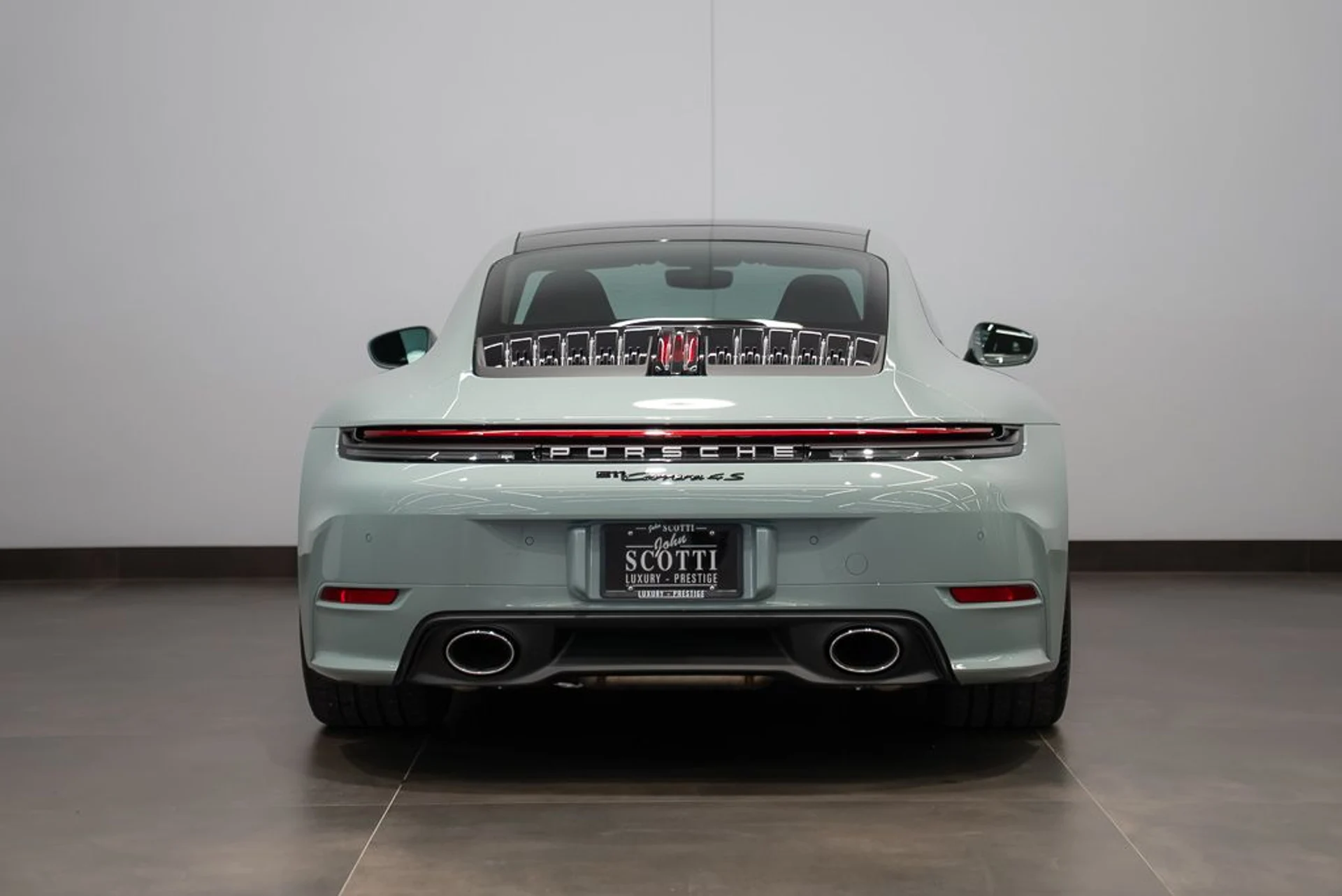 mph004_1810348156_porsche_911_2026_01d534a29f