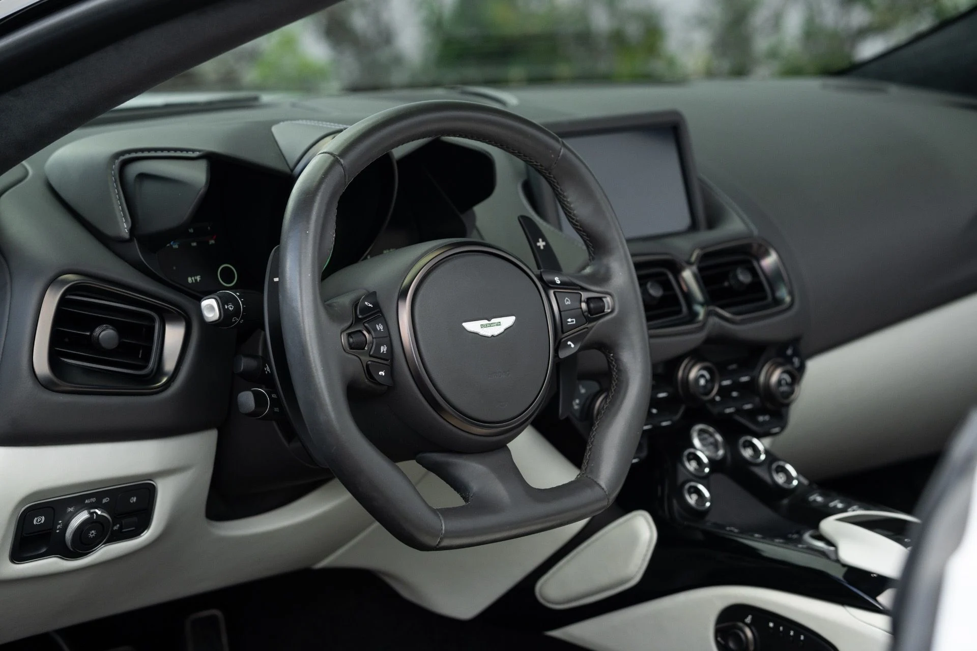 mph004_1811449247_Used_2023_Aston_Martin_Vantage_V8_1773336980_0a859ea8bd