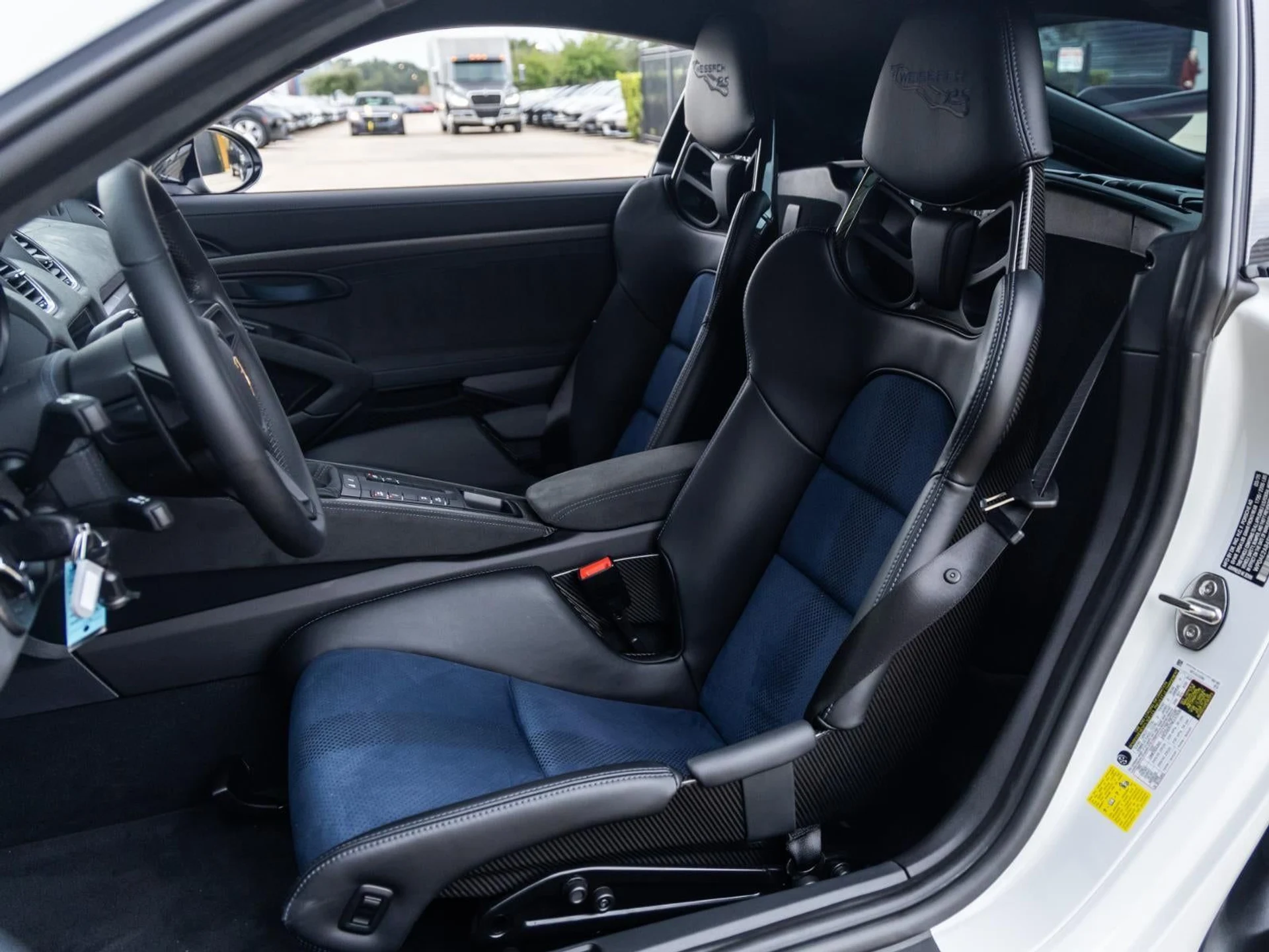 mph004_1814621598_5_4b15abc7fe