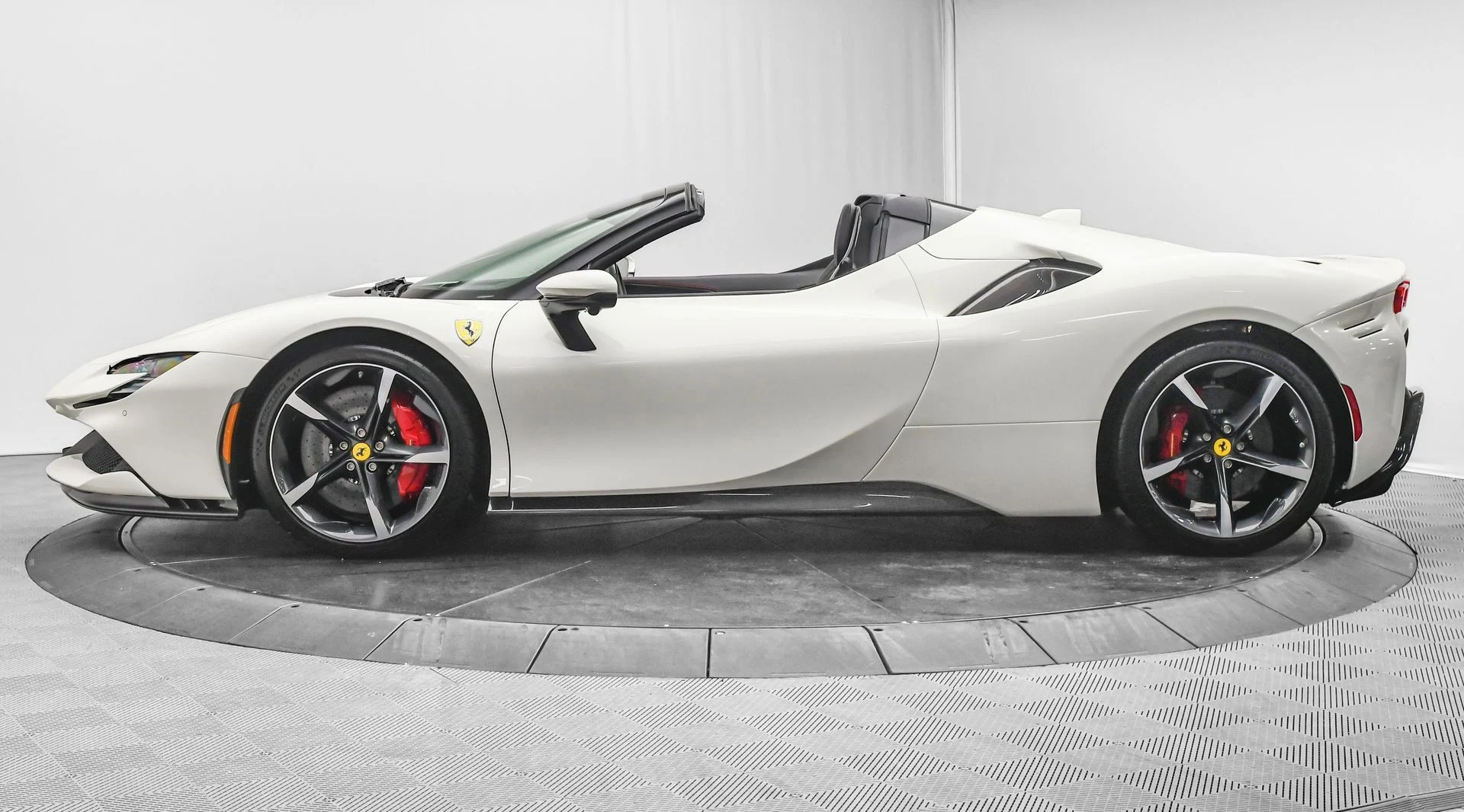 mph004_1826391742_7bfcb3a21c3c49bdaf6d12939c1cc9ac_f0f97b1f3b