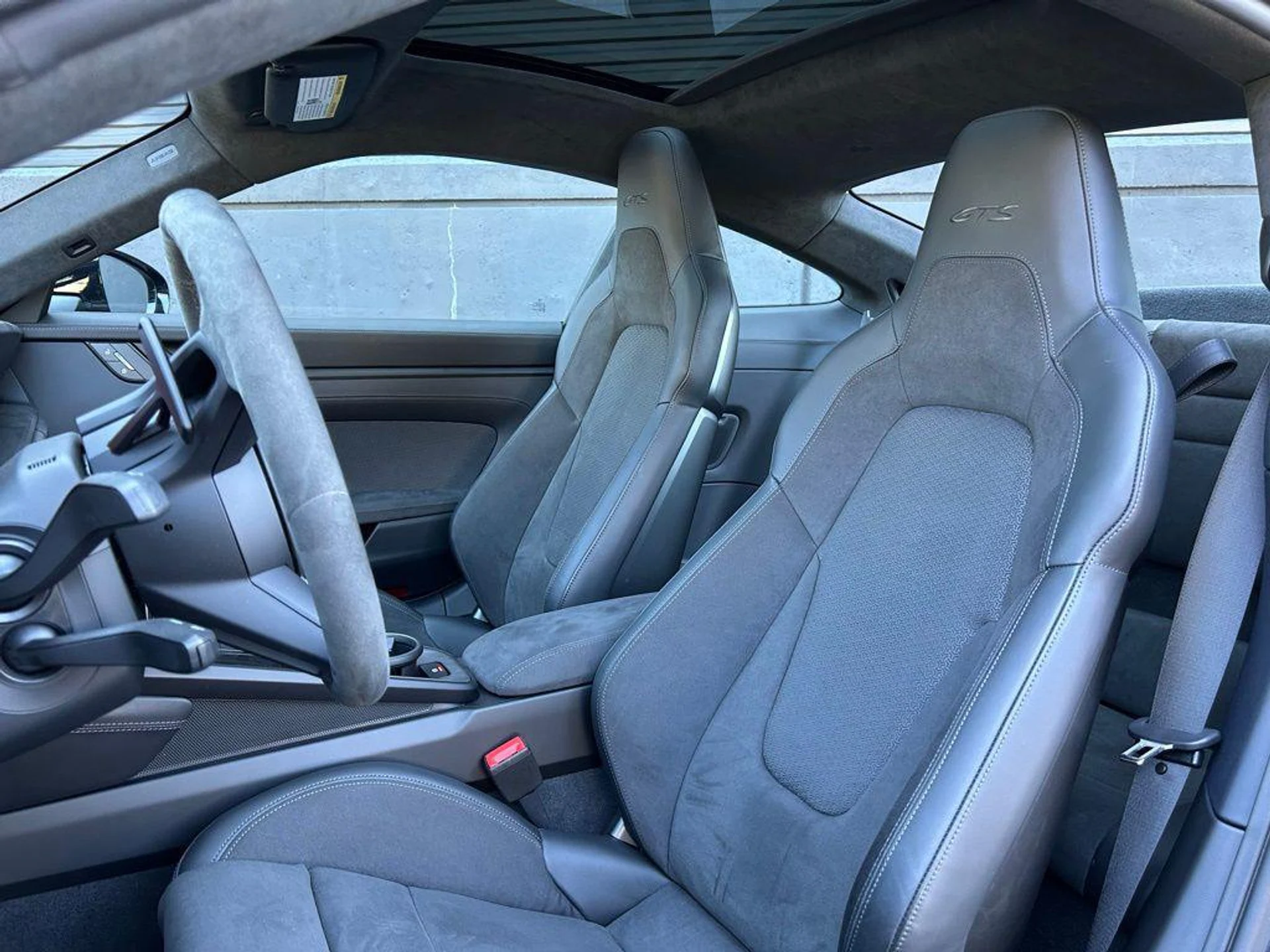 mph004_1826582265_H_Iw_DBUX_X_Jl_ENCDKQ_1y_Q_uy2q8_fe774722b0