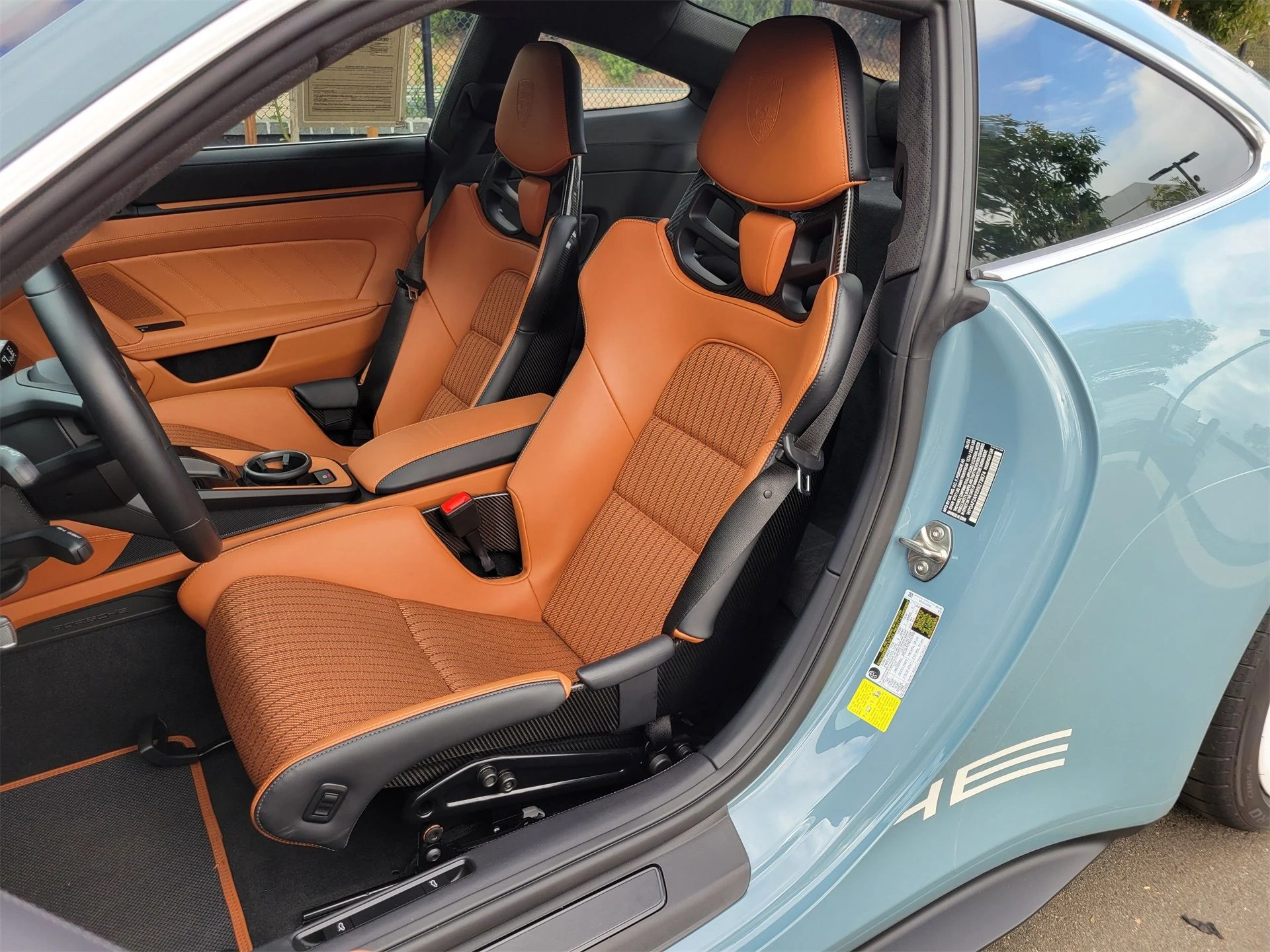 mph004_1842740744_a9658d4c047f2c309f745d649274da38_91793f2816