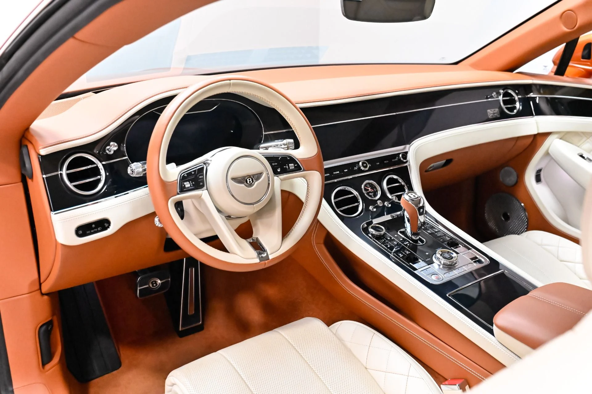 mph004_184663867_Used_2020_Bentley_Continental_GT_V8_1788402769_1d8f2e8852